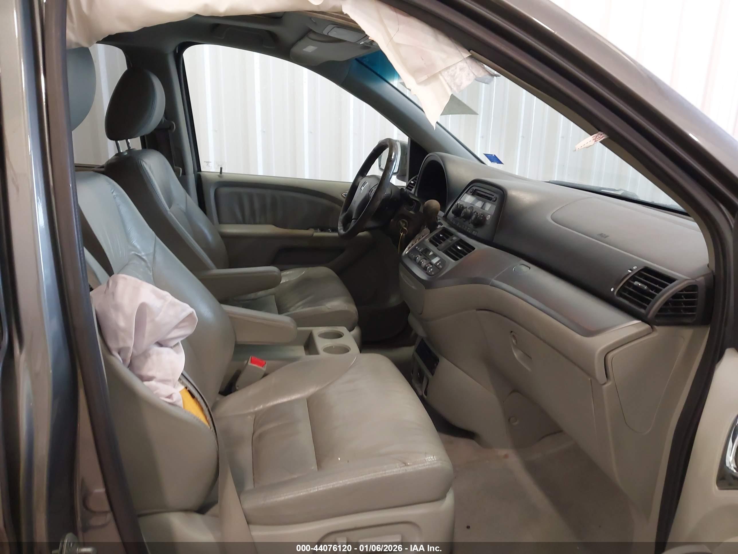 HONDA ODYSSEY image 5
