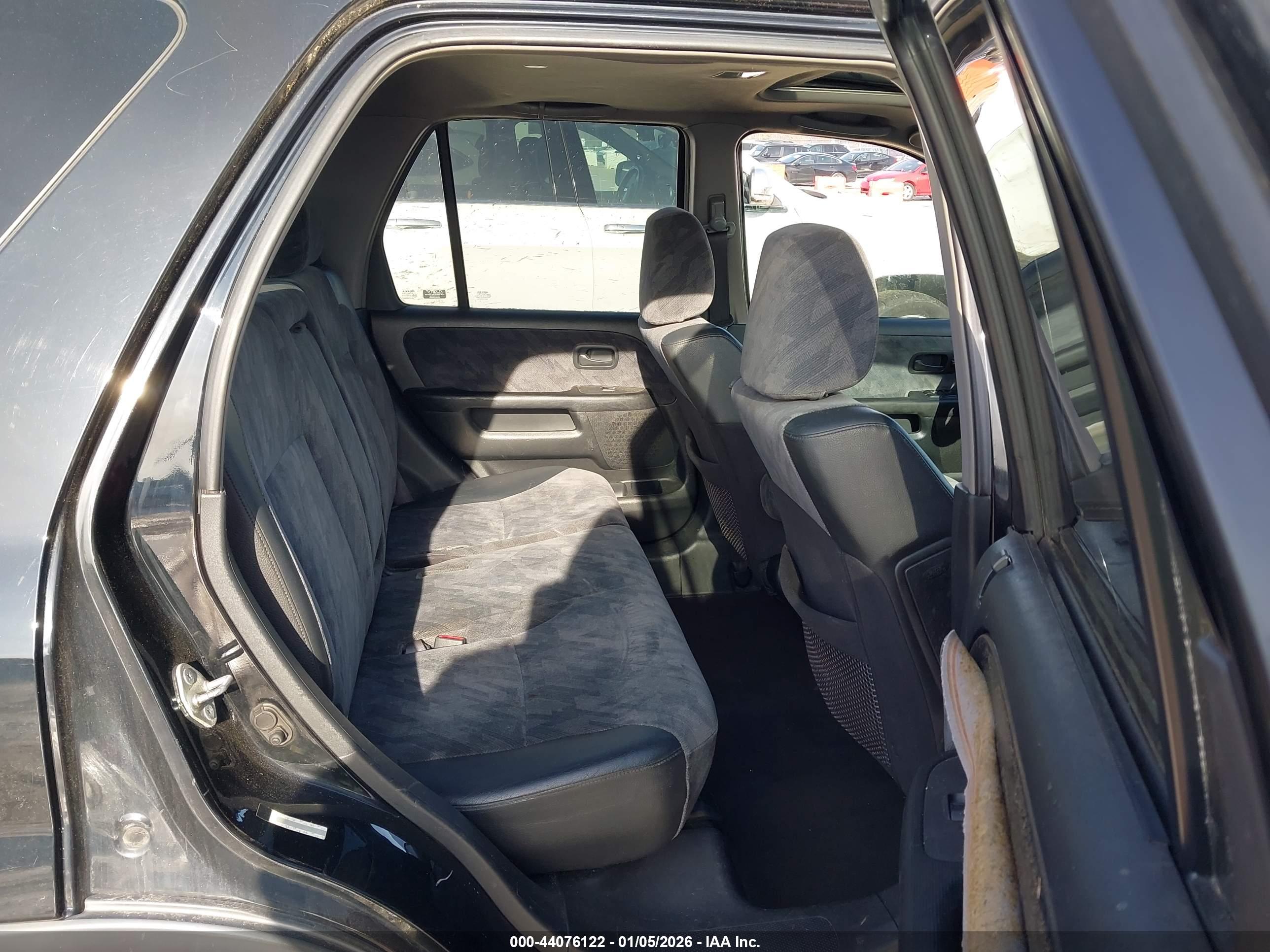 HONDA CR-V image 8