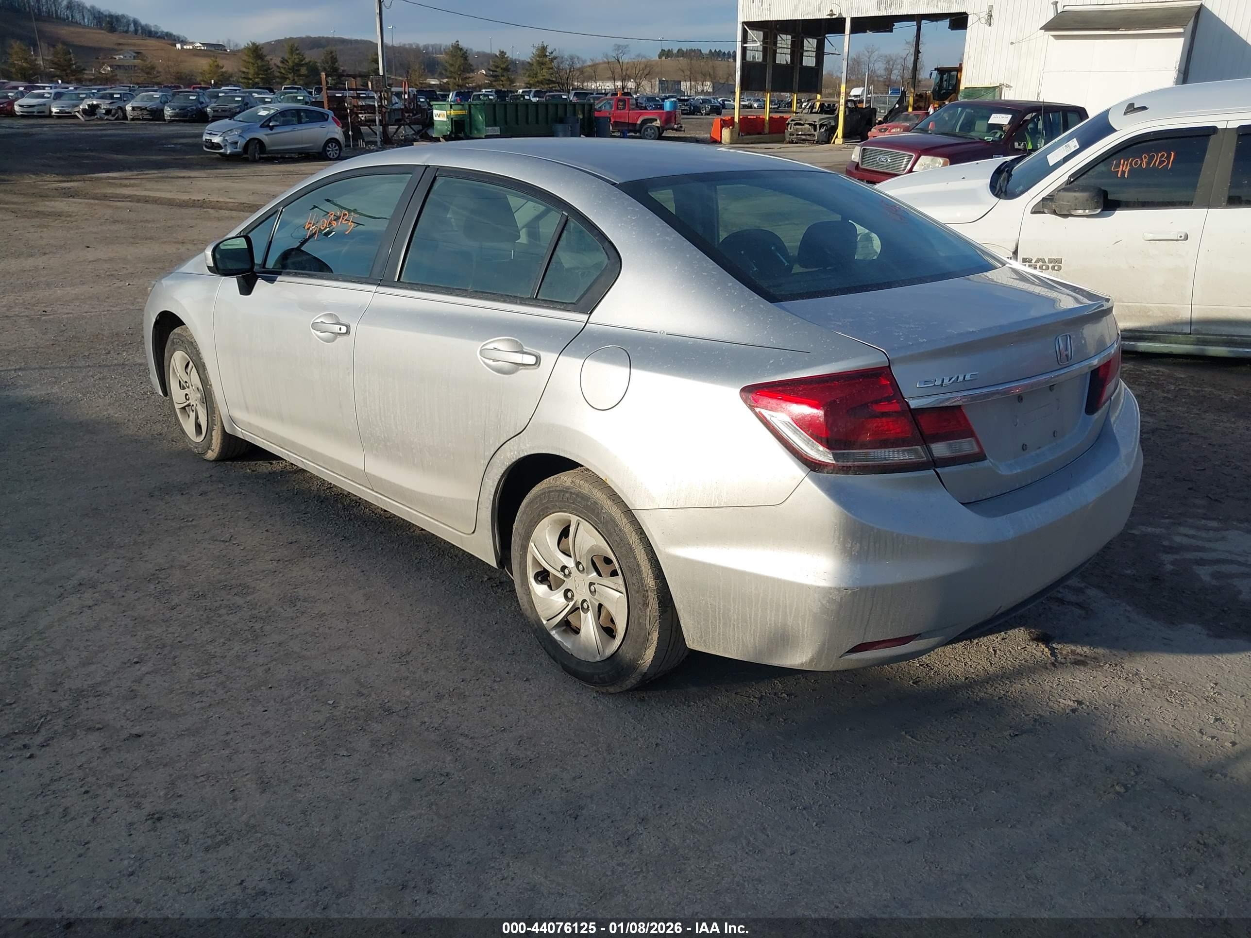 HONDA CIVIC image 3