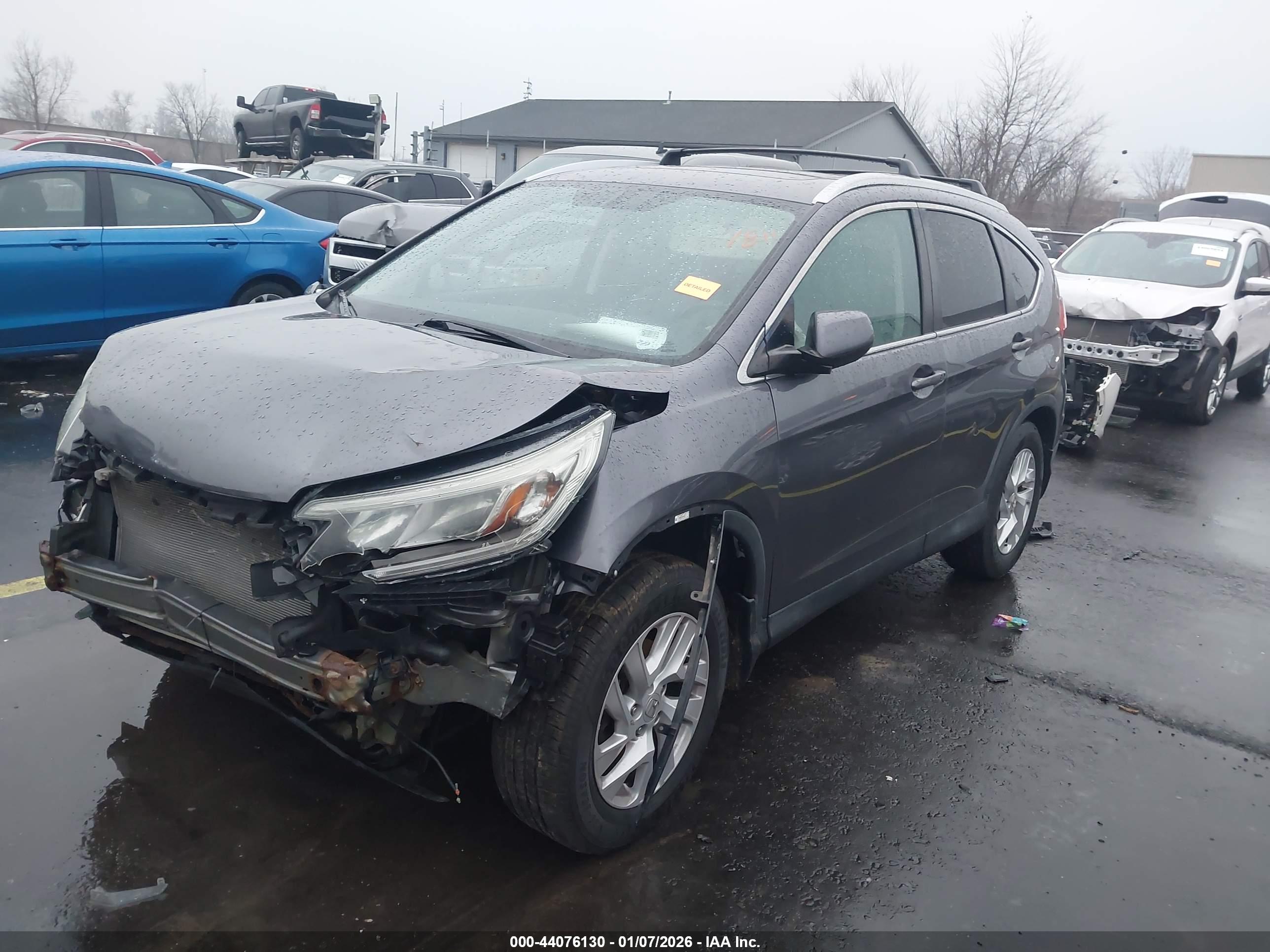 HONDA CR-V image 2