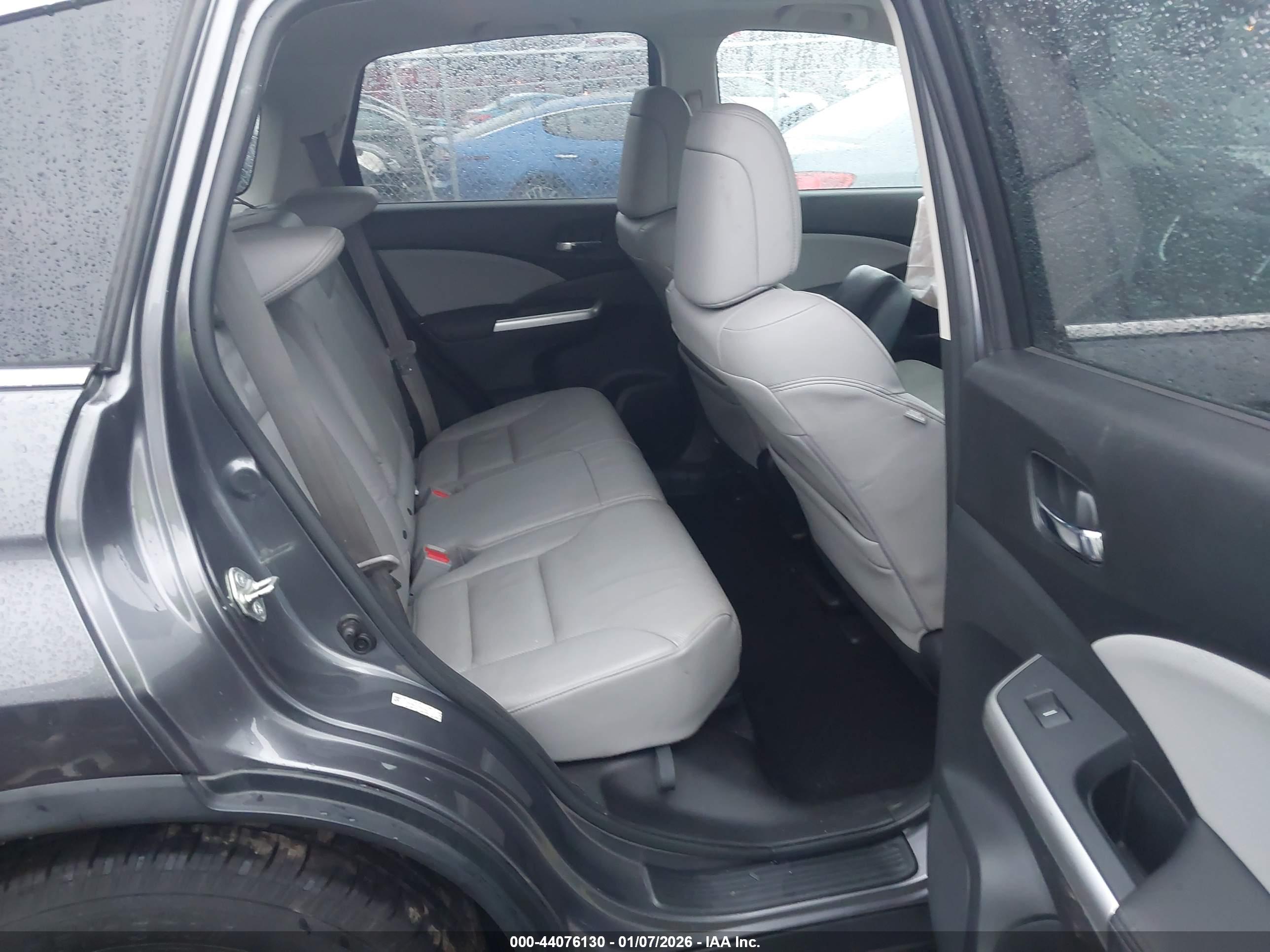 HONDA CR-V image 8