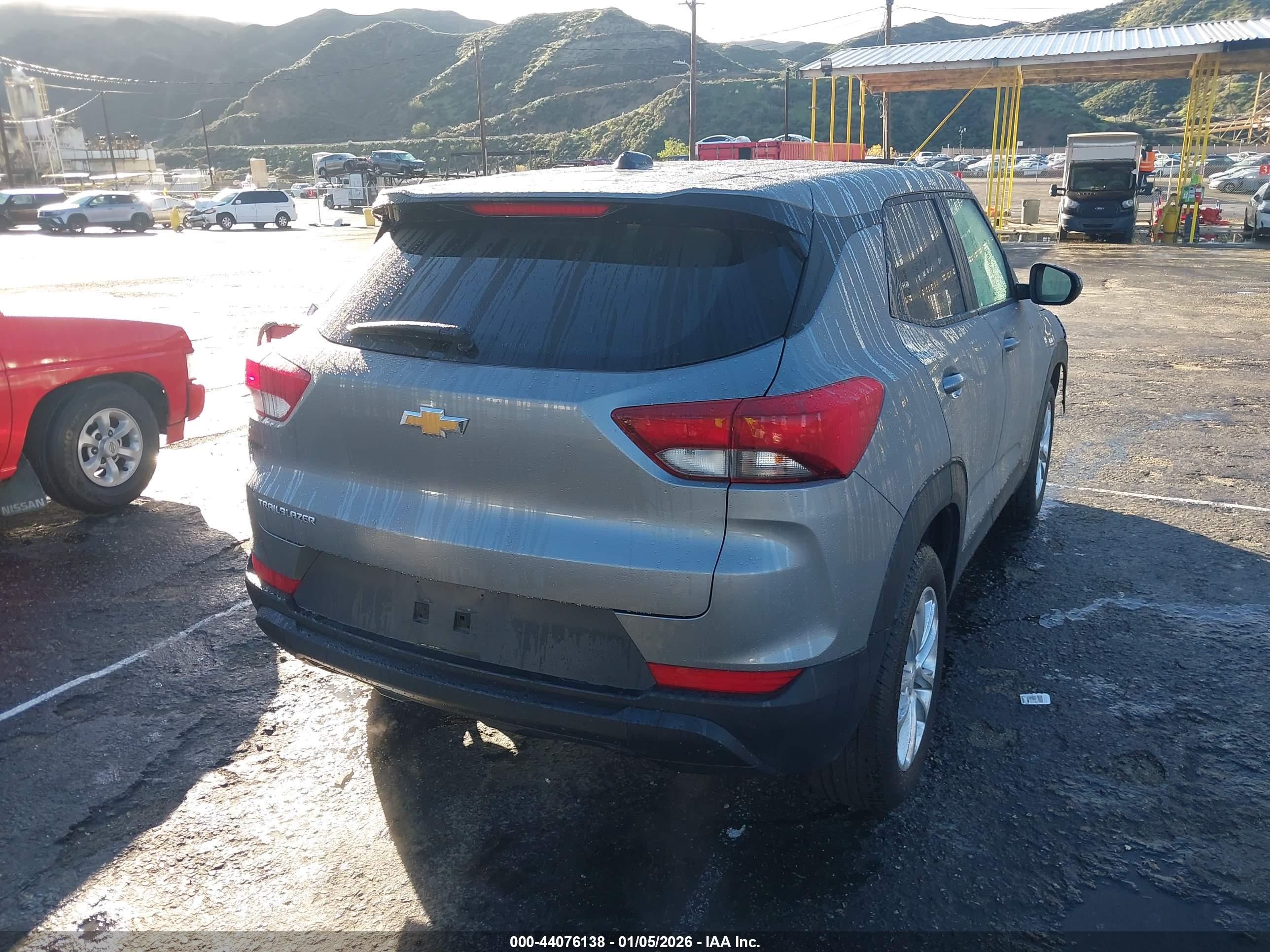CHEVROLET TRAILBLAZER image 4