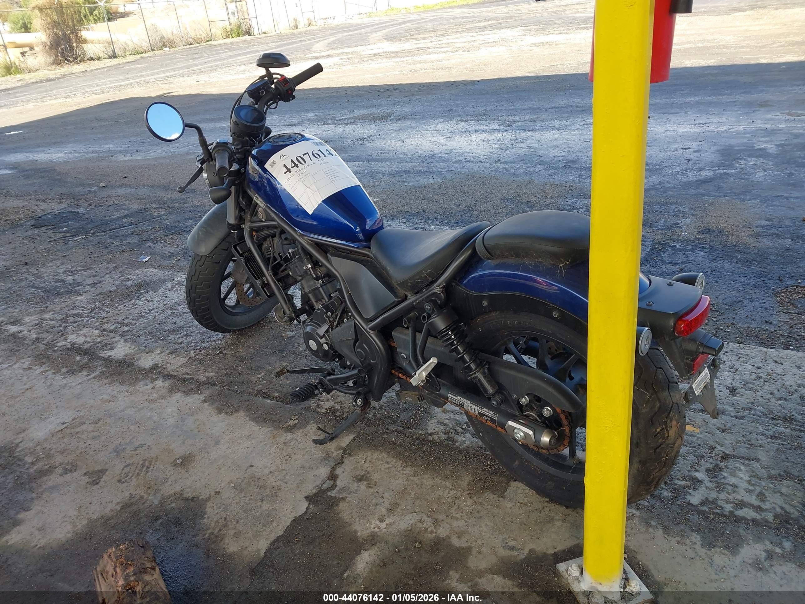 HONDA CMX300 image 3