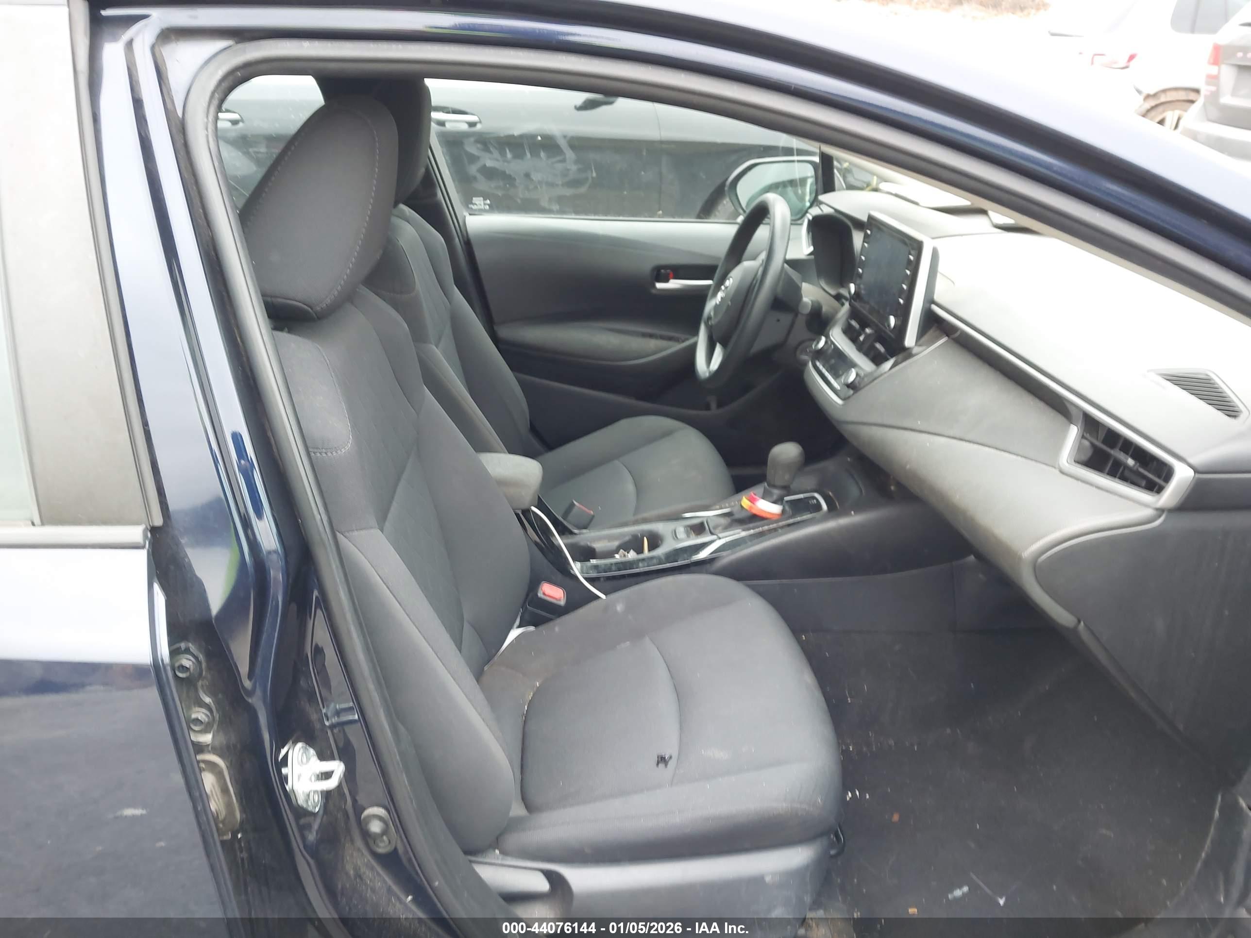 TOYOTA COROLLA image 5