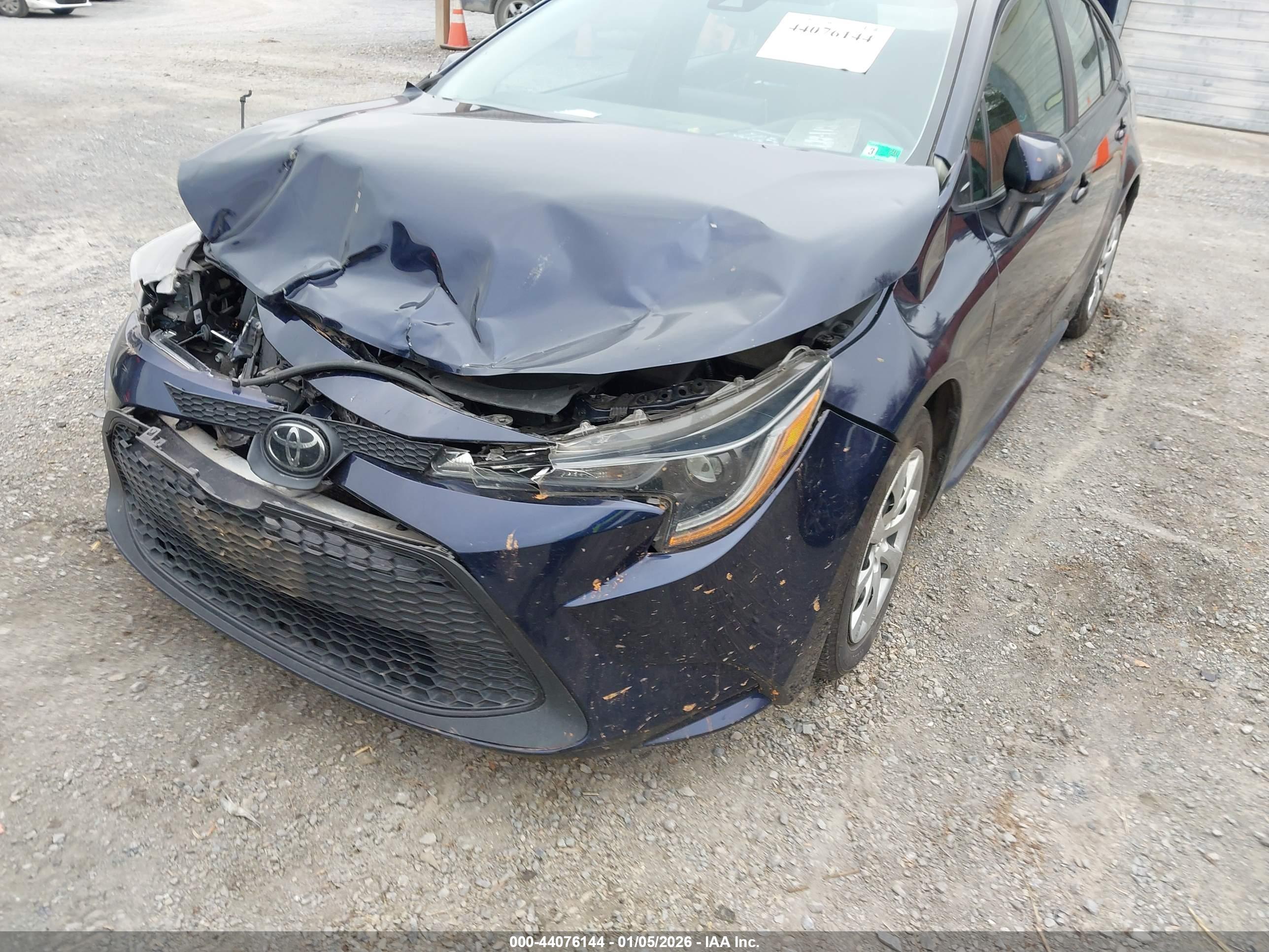 TOYOTA COROLLA image 6