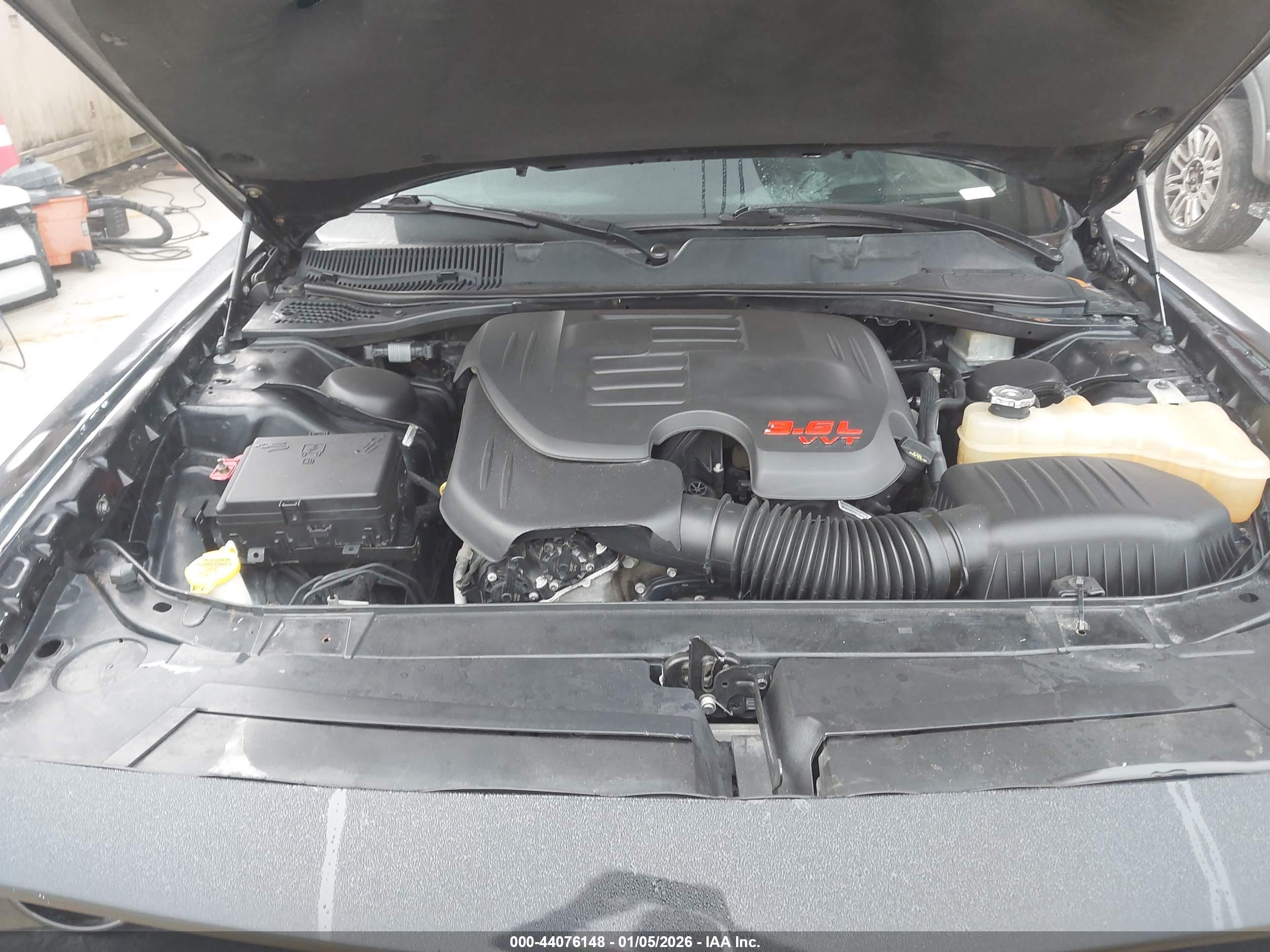 DODGE CHALLENGER image 10