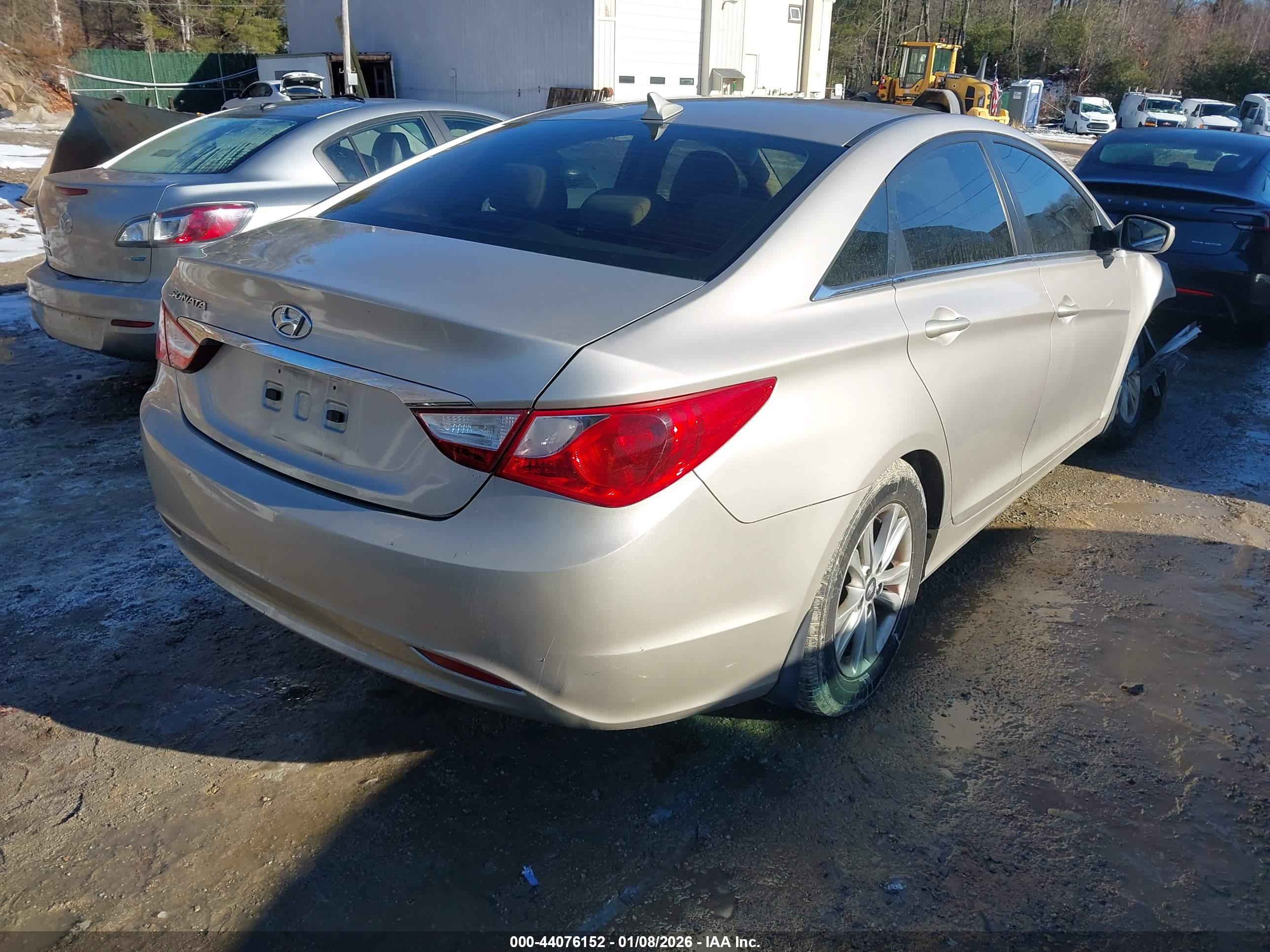 HYUNDAI SONATA image 4