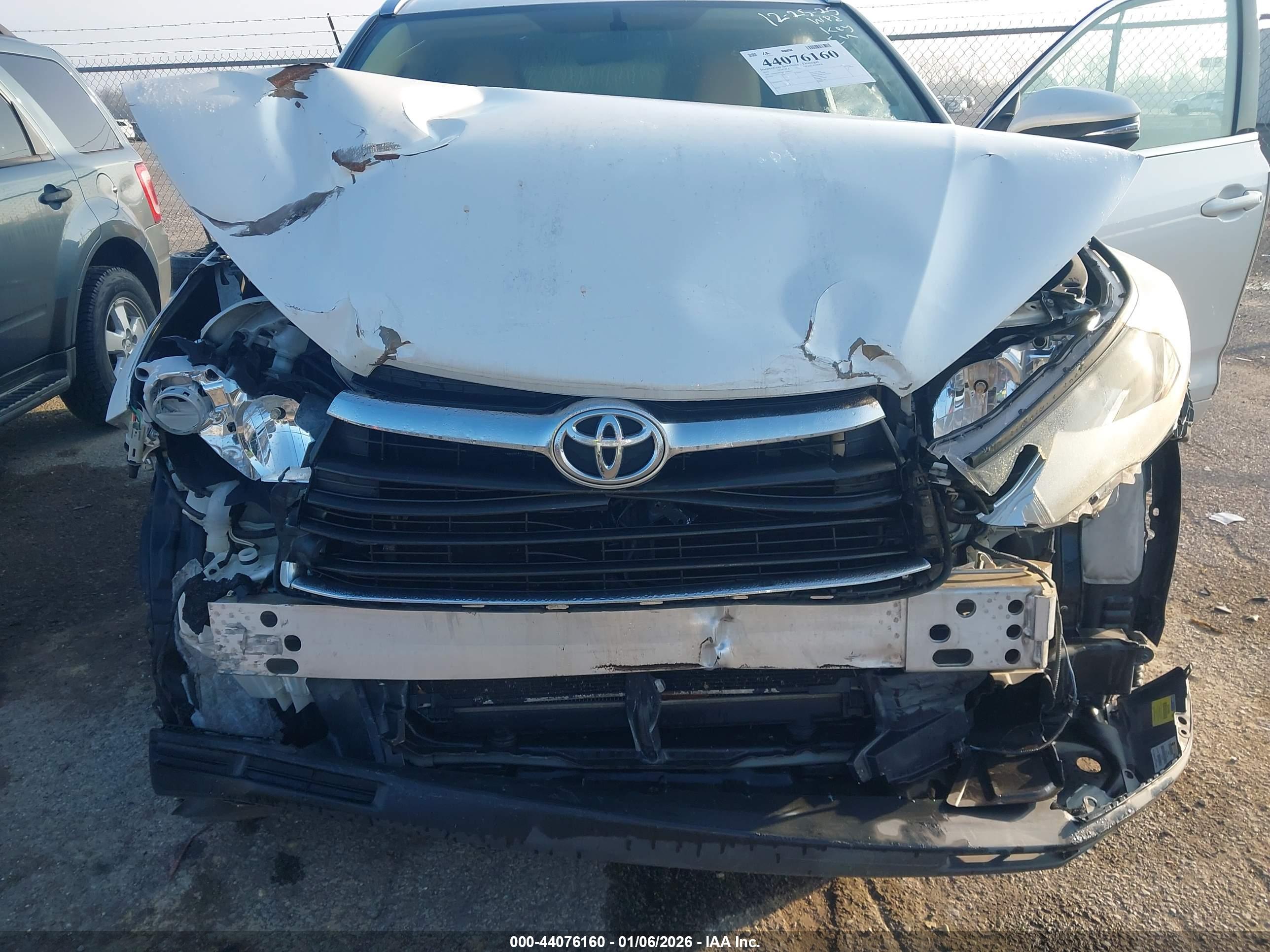 TOYOTA HIGHLANDER image 10