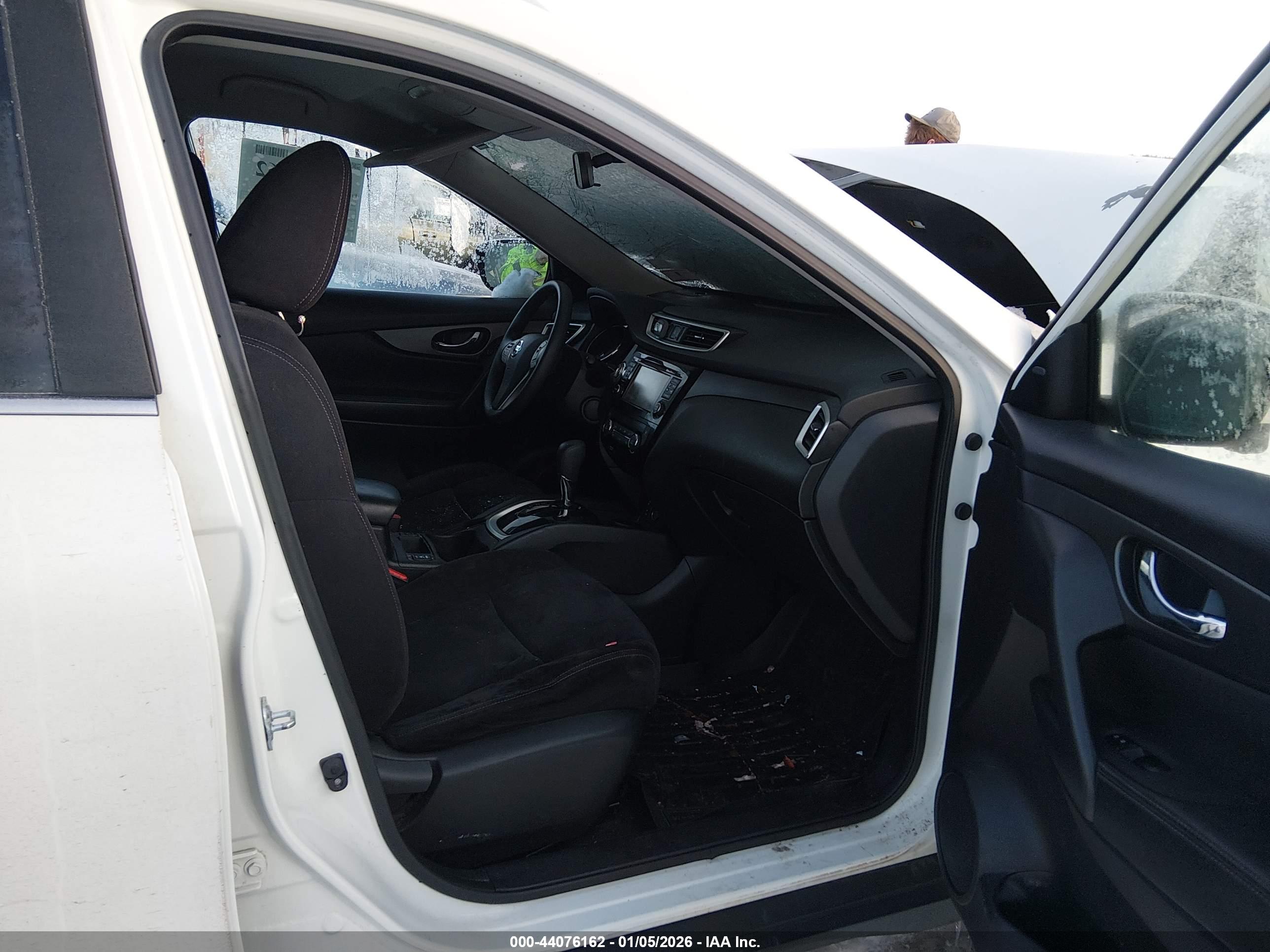NISSAN ROGUE image 5