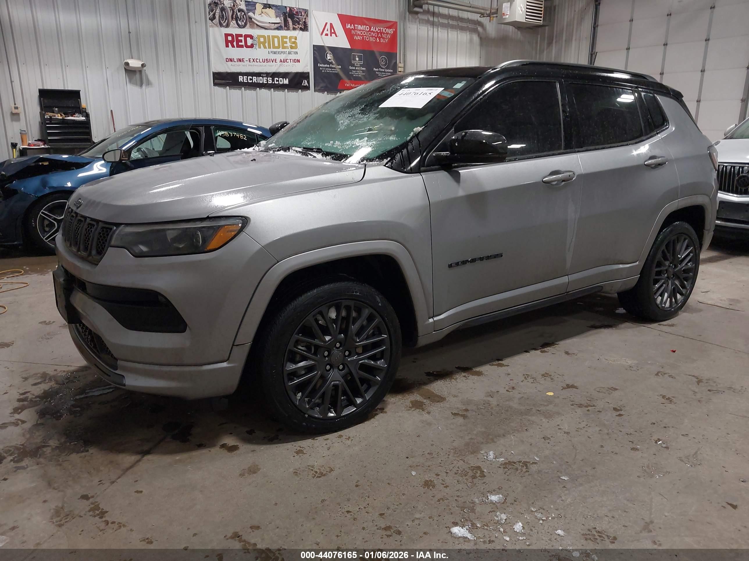 JEEP COMPASS image 2