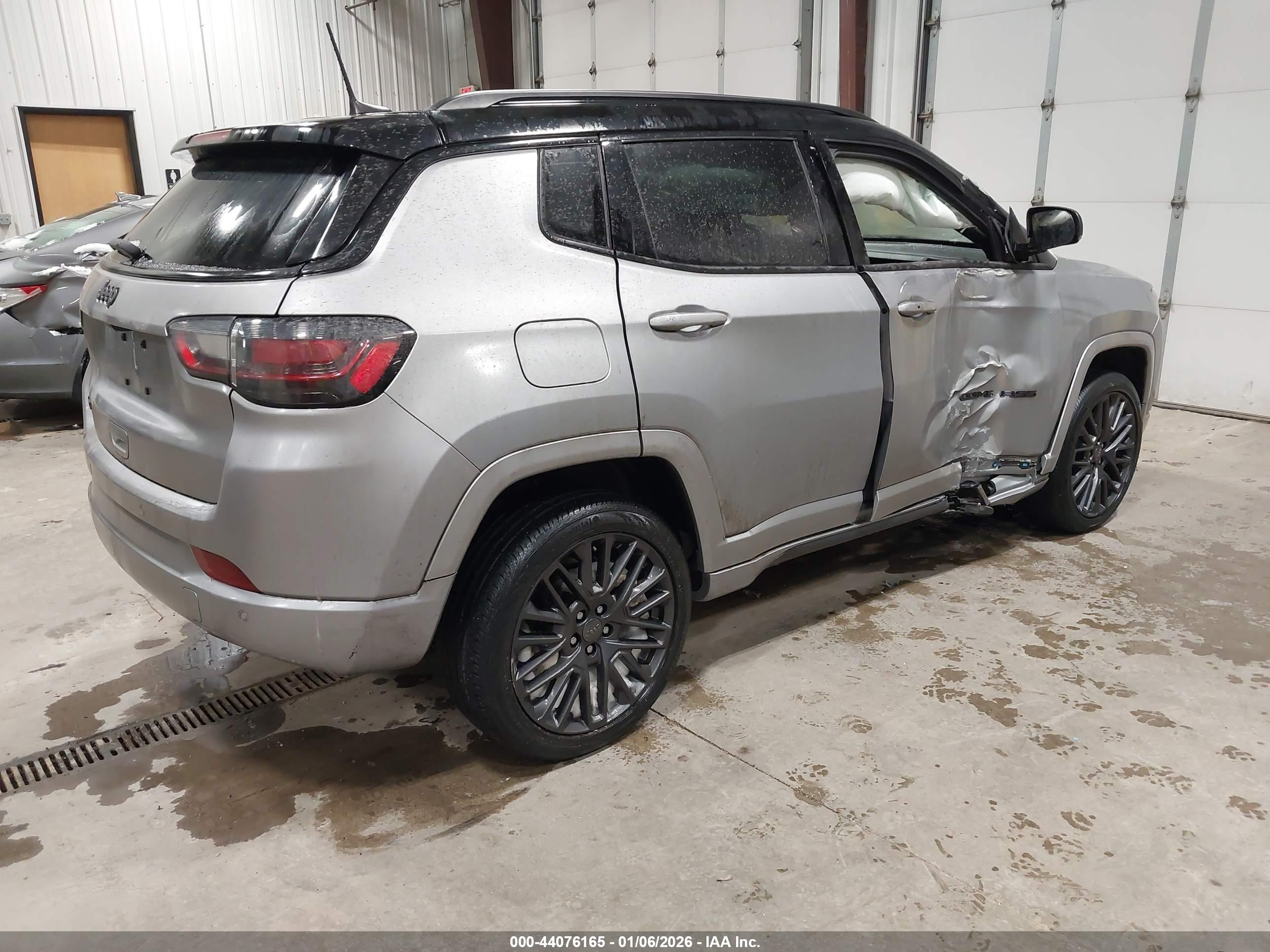 JEEP COMPASS image 4