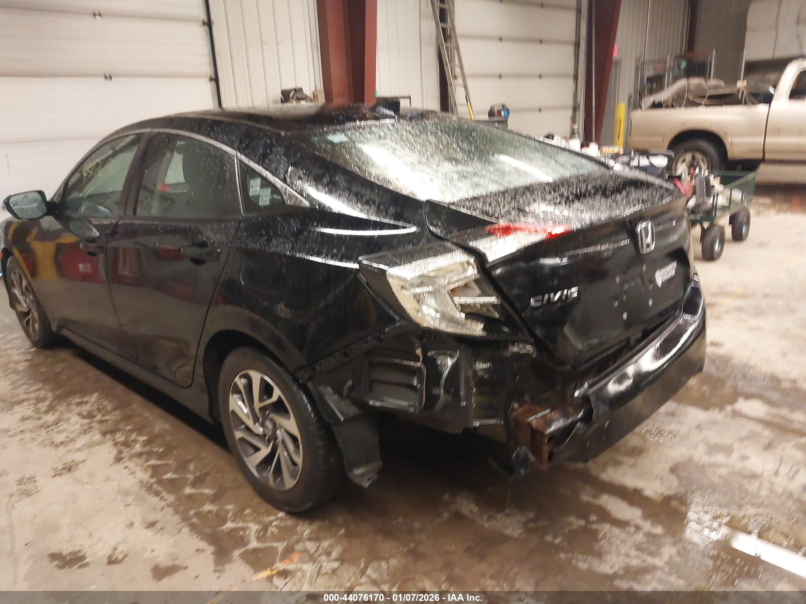 HONDA CIVIC image 3