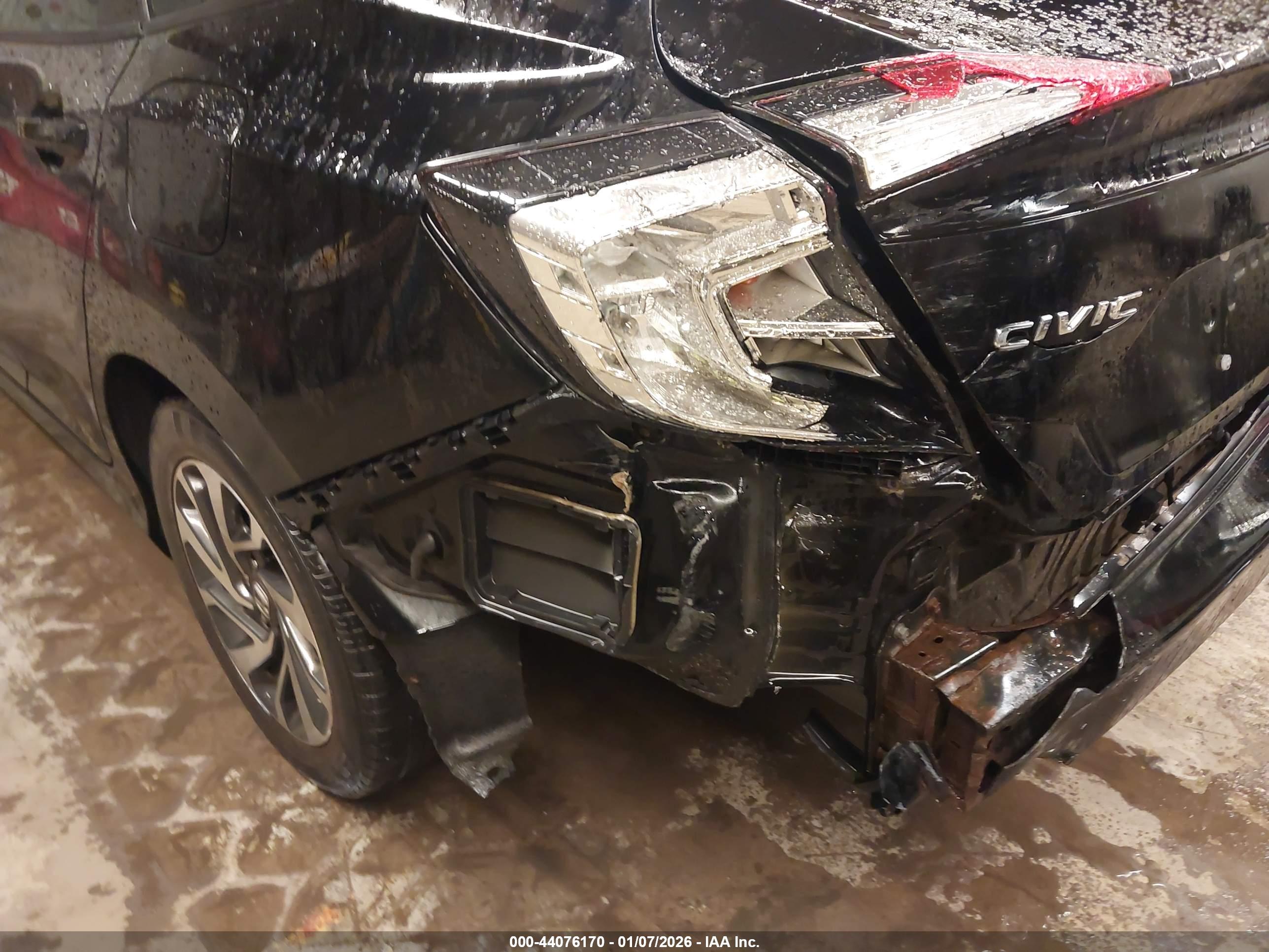 HONDA CIVIC image 6