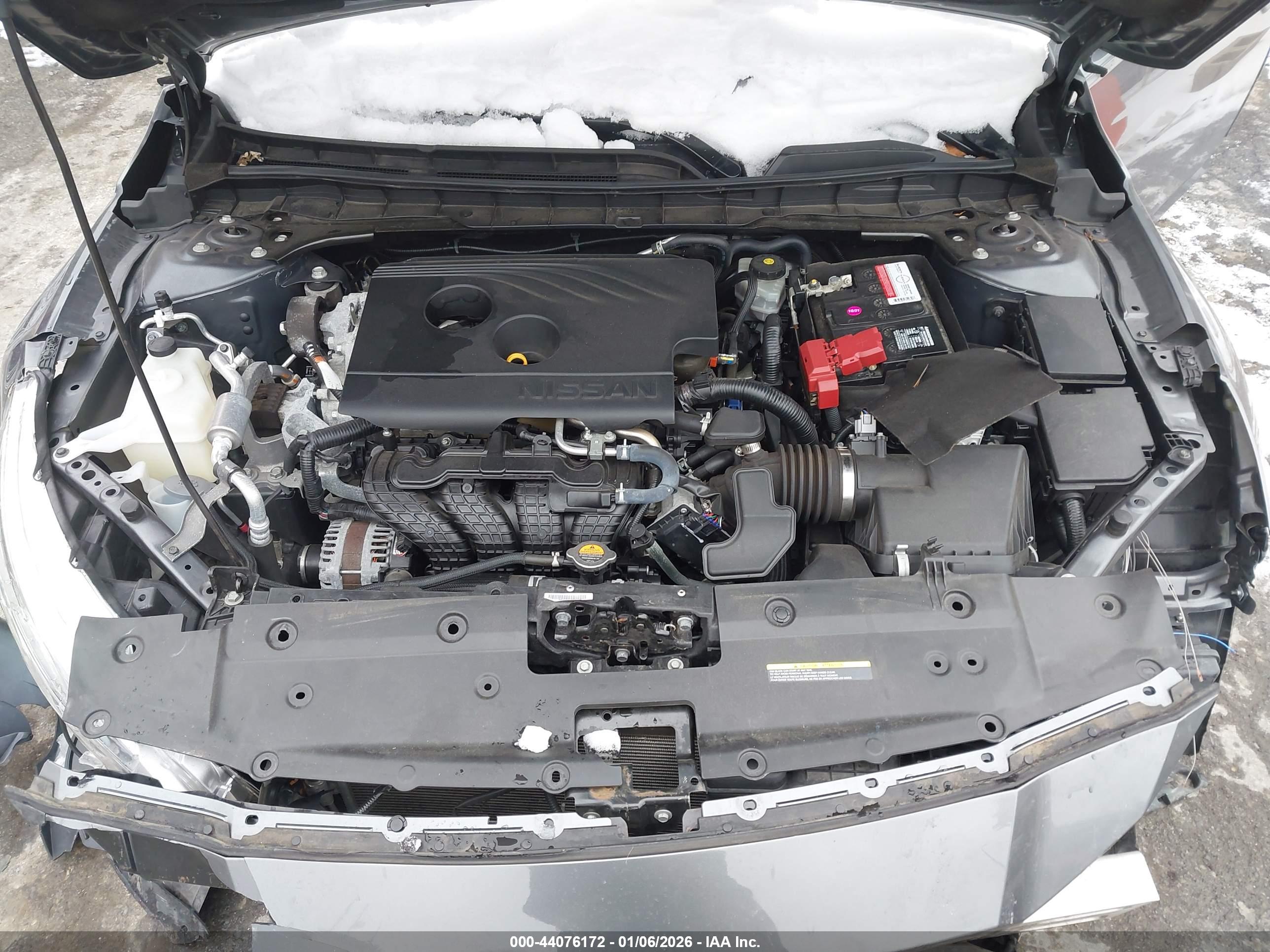 NISSAN ALTIMA image 10
