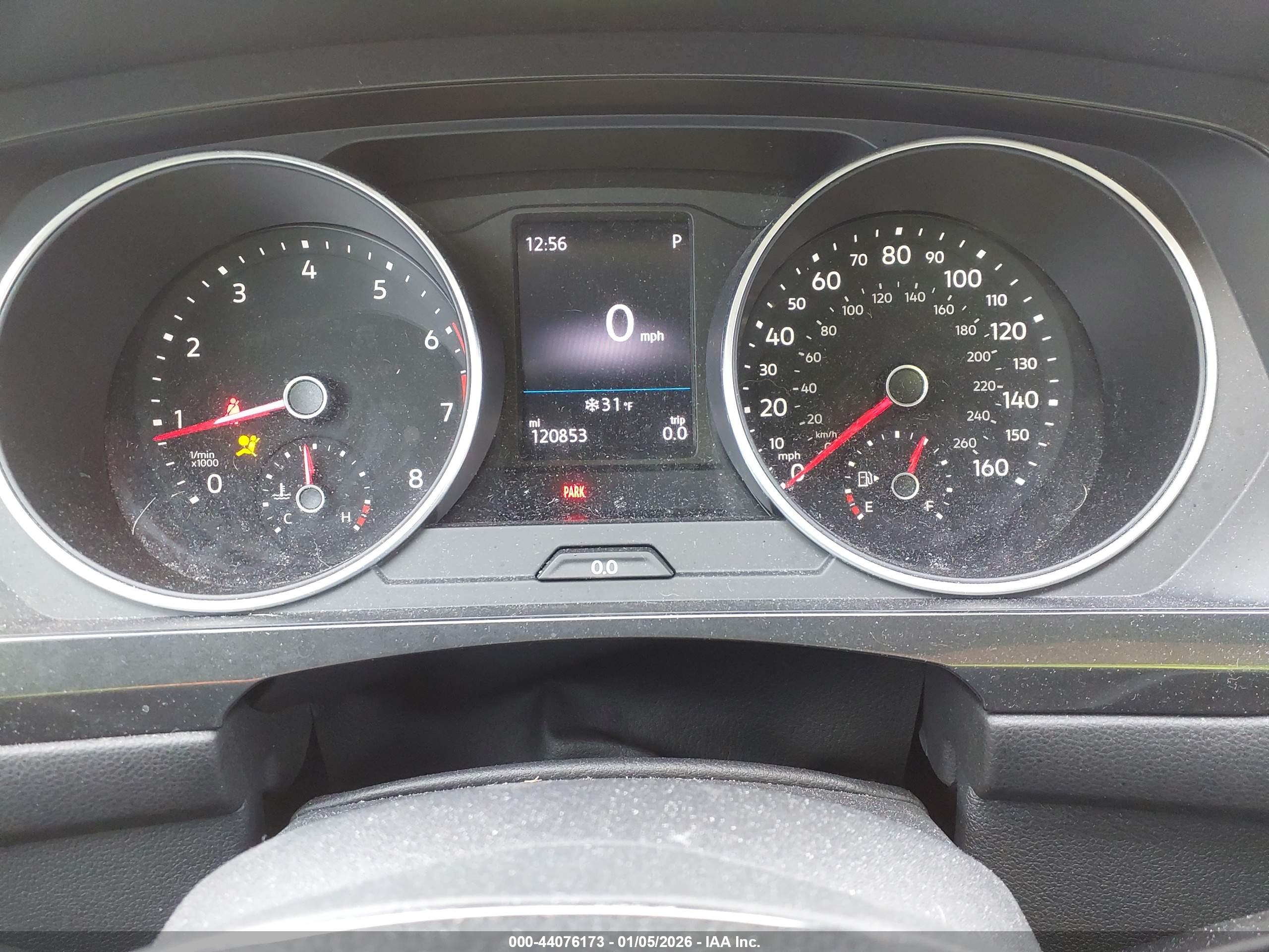 VOLKSWAGEN TIGUAN image 7