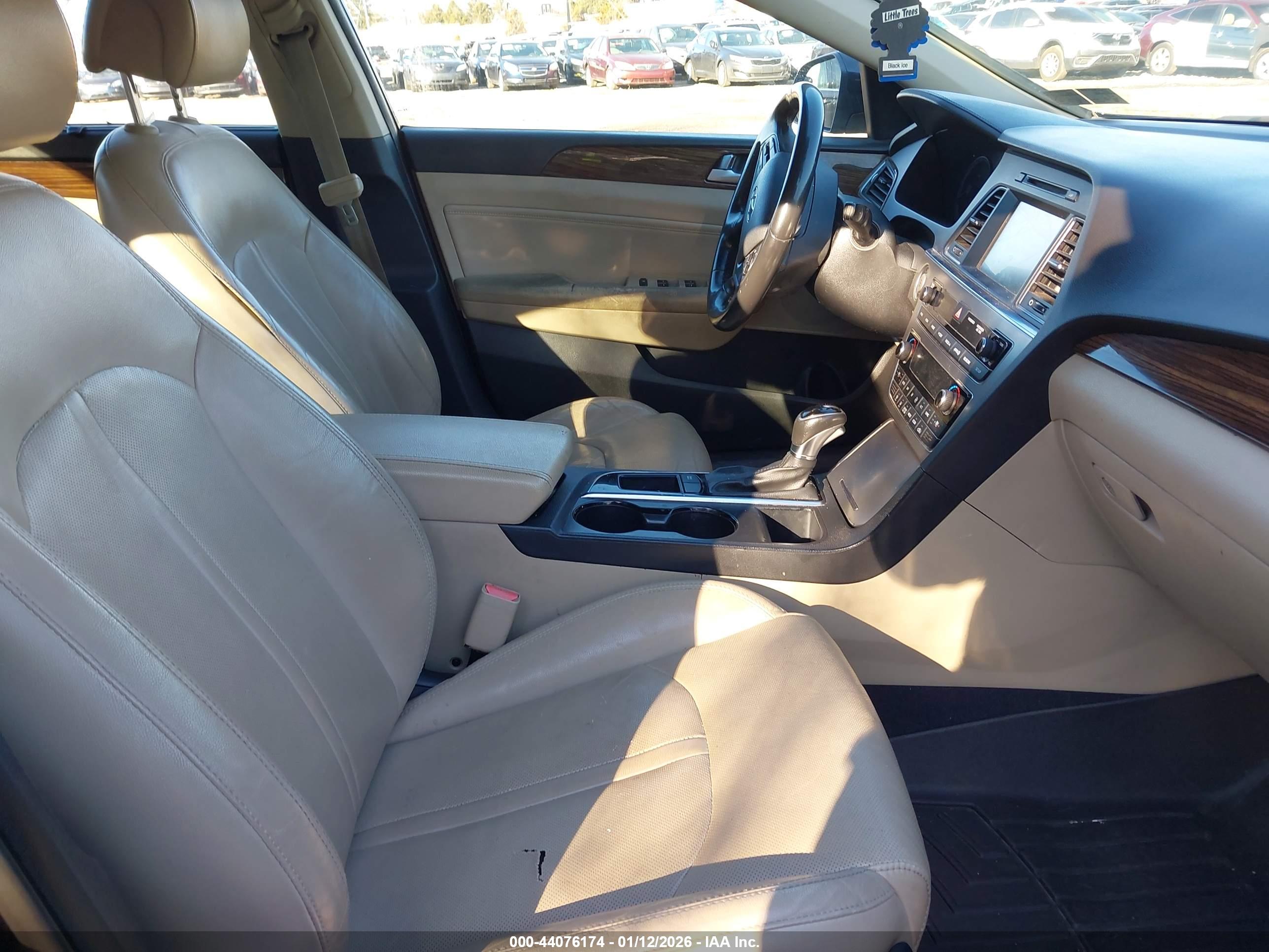 HYUNDAI SONATA image 5