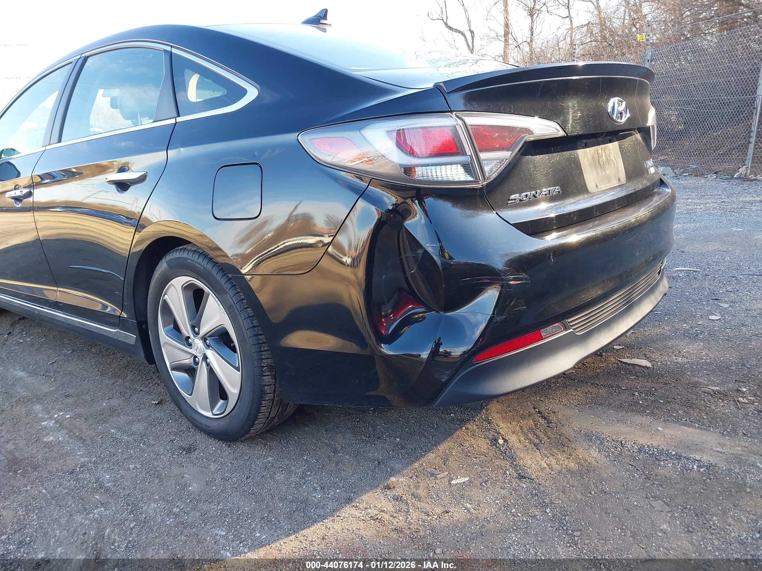 HYUNDAI SONATA image 6