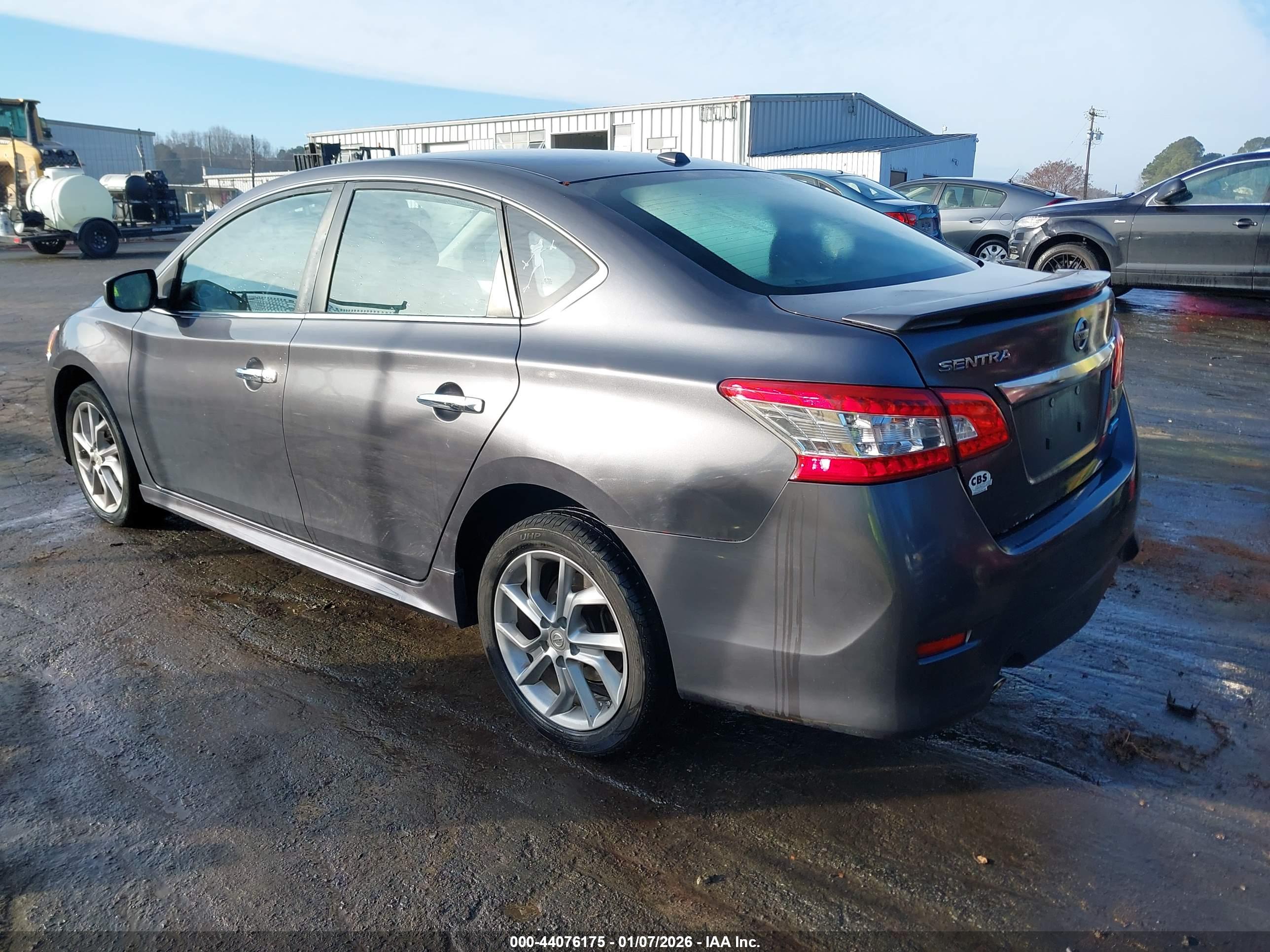 NISSAN SENTRA image 3