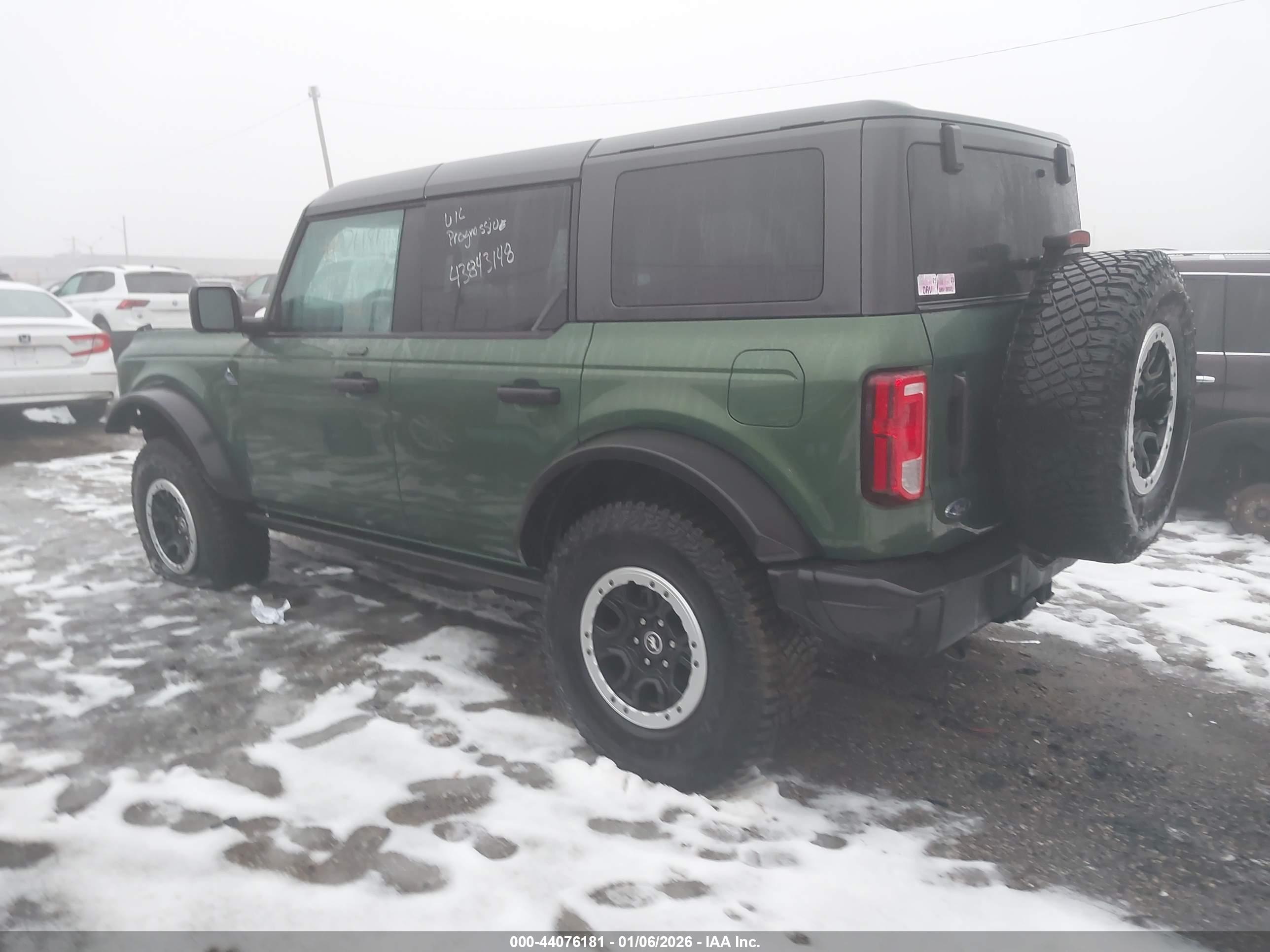 FORD BRONCO image 3