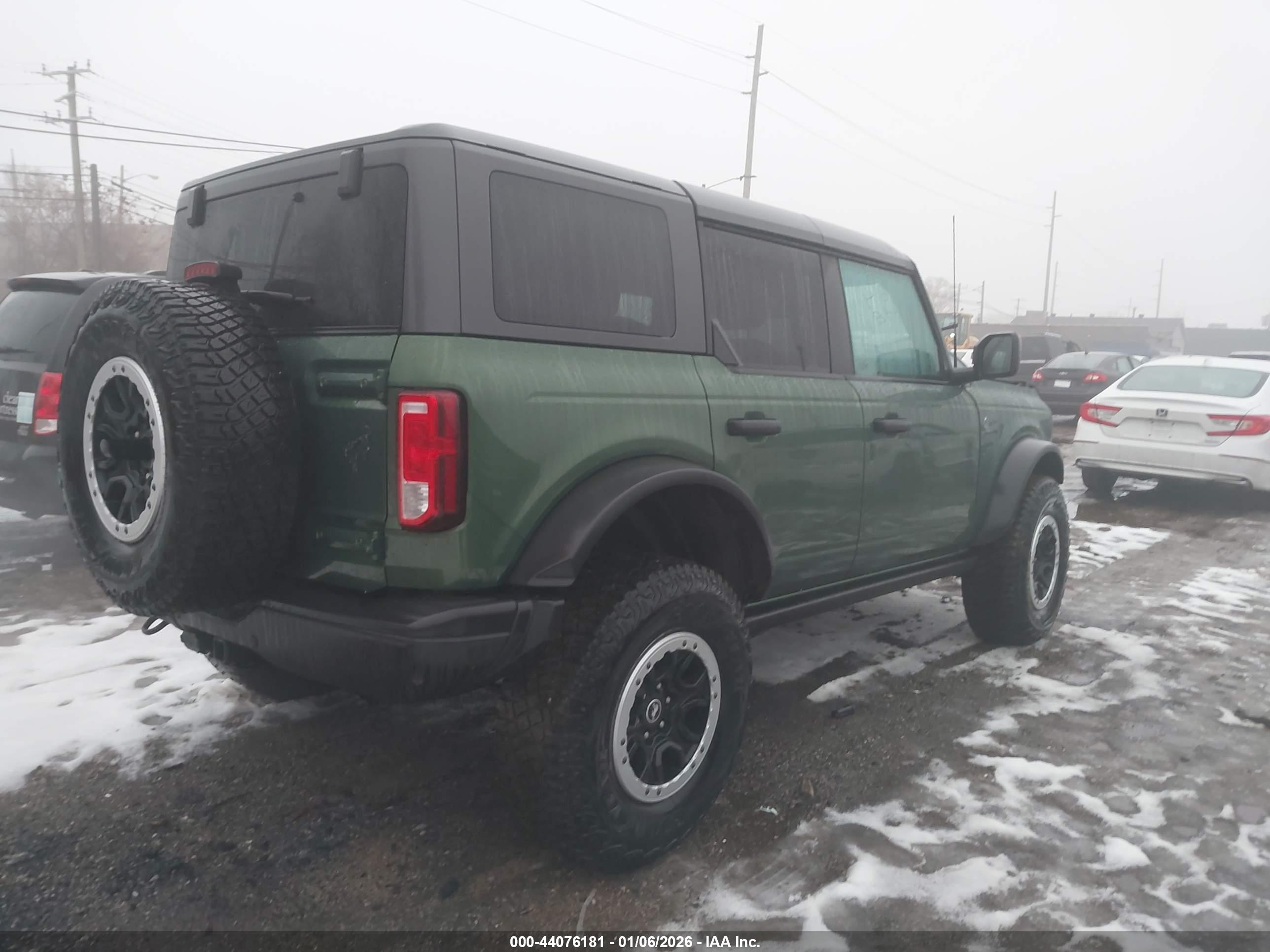FORD BRONCO image 4