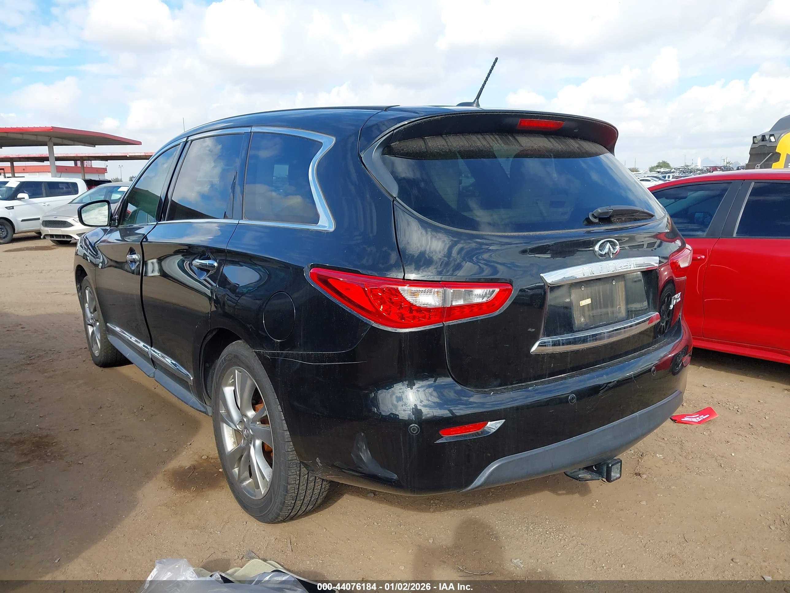 INFINITI JX35 image 3