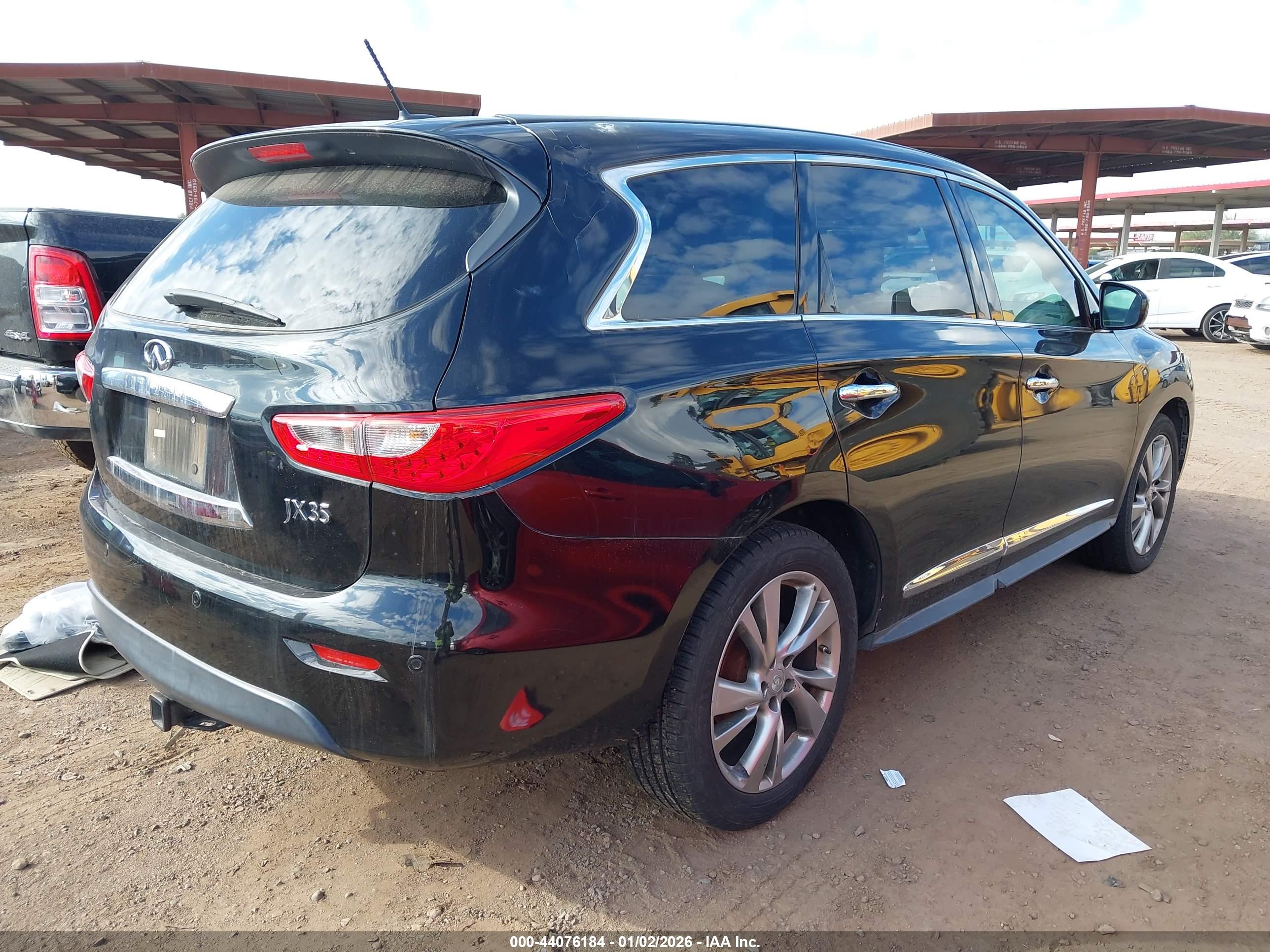 INFINITI JX35 image 4