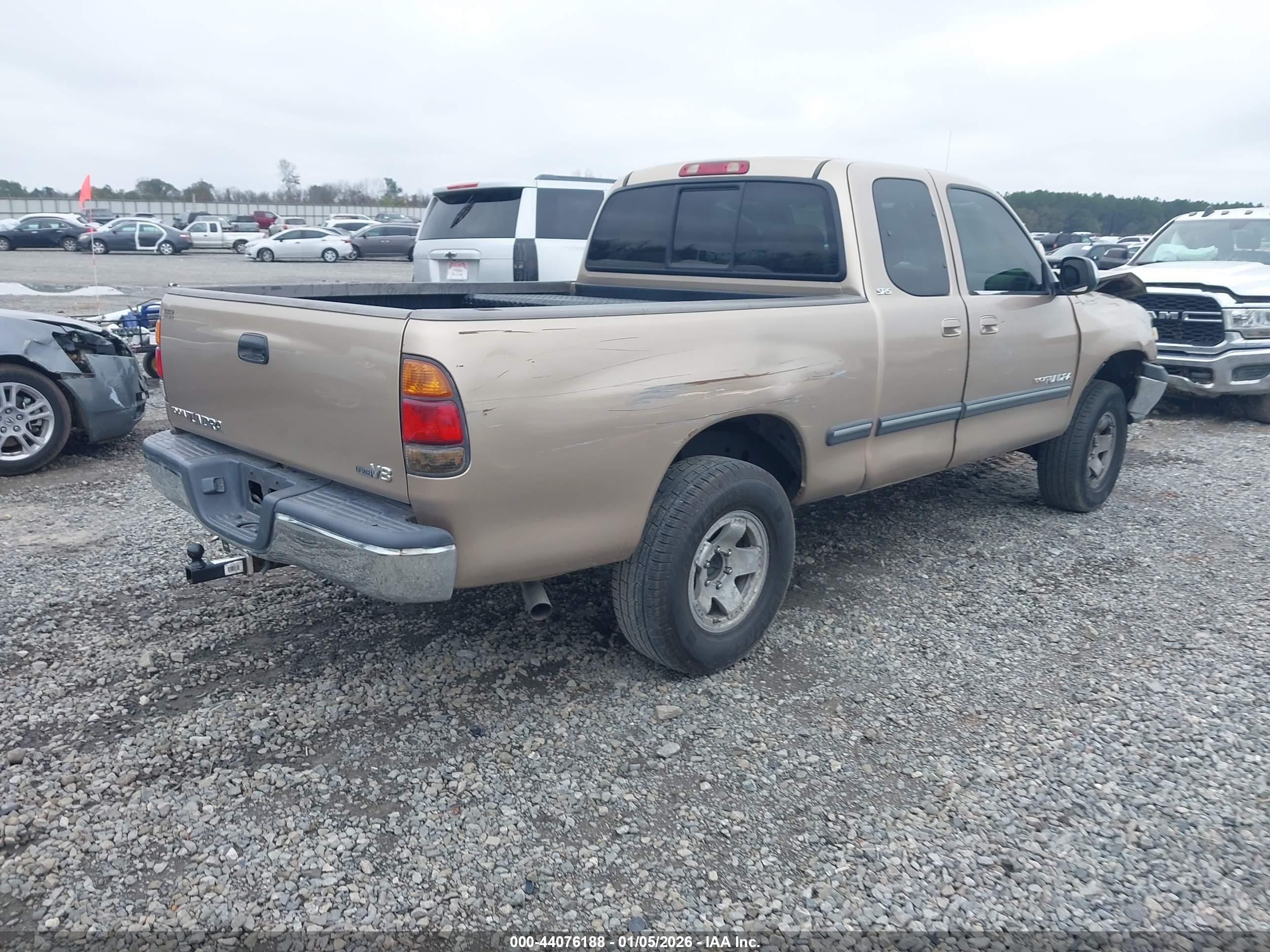 TOYOTA TUNDRA image 4