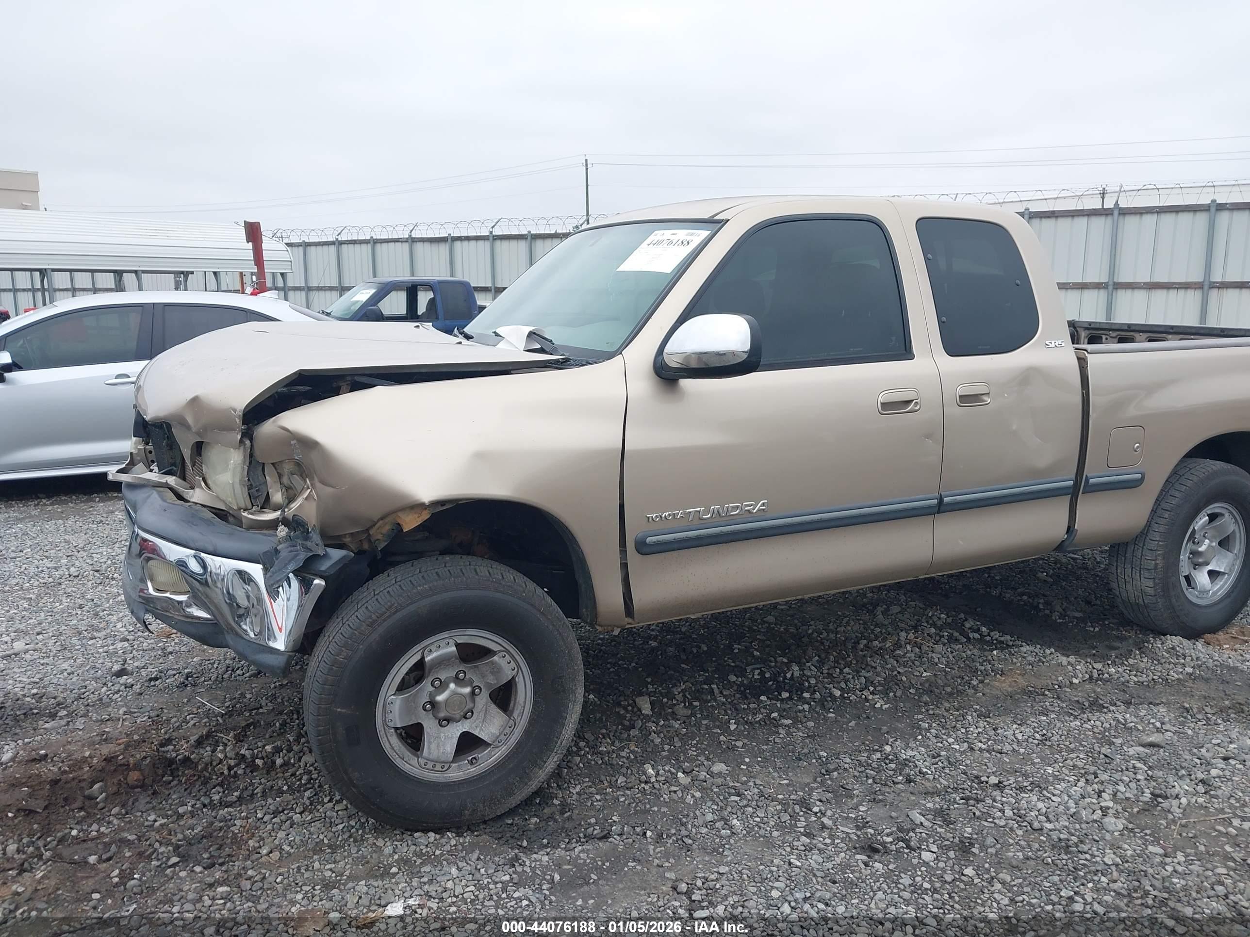 TOYOTA TUNDRA image 6
