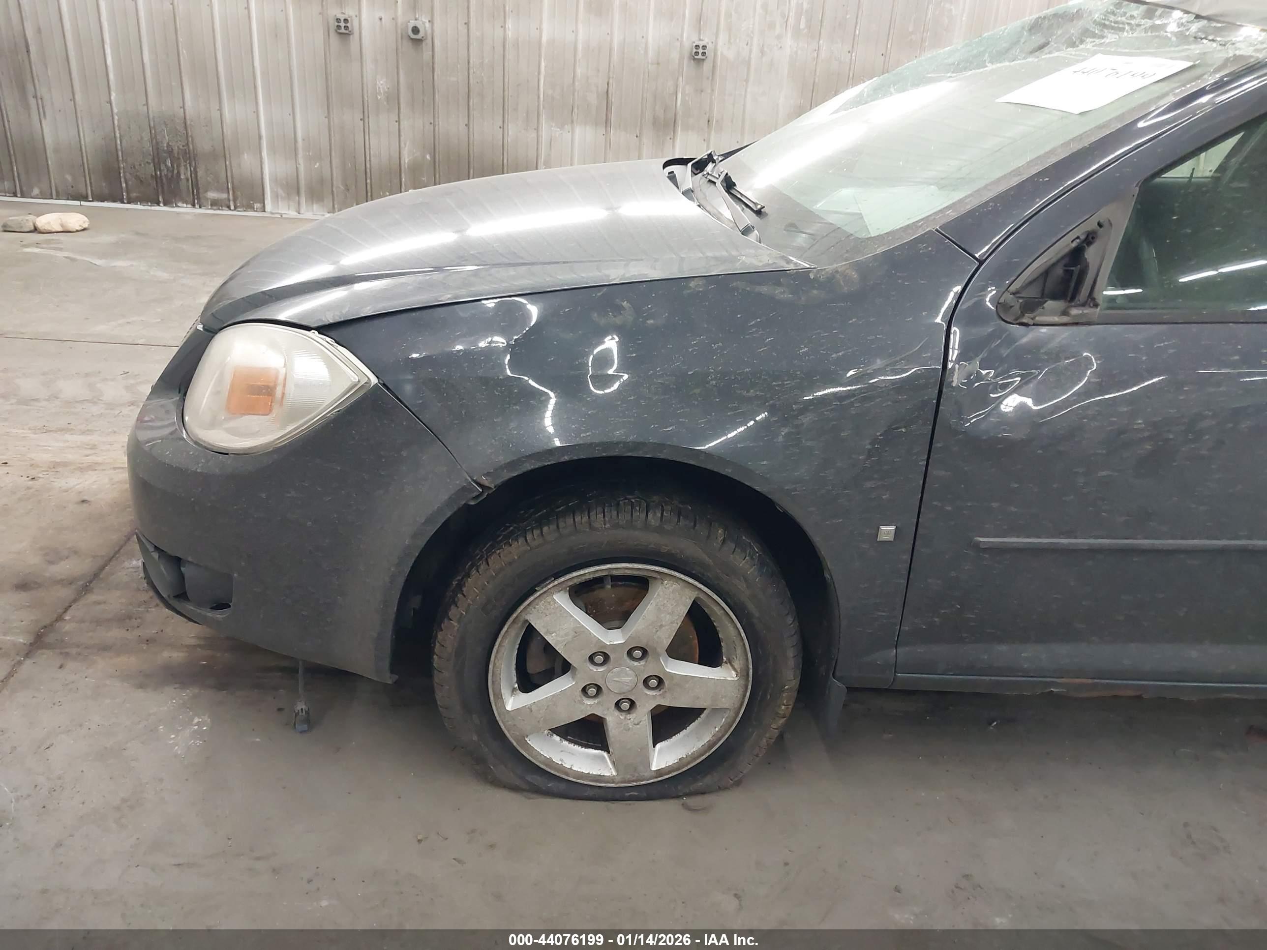 PONTIAC G5 image 6
