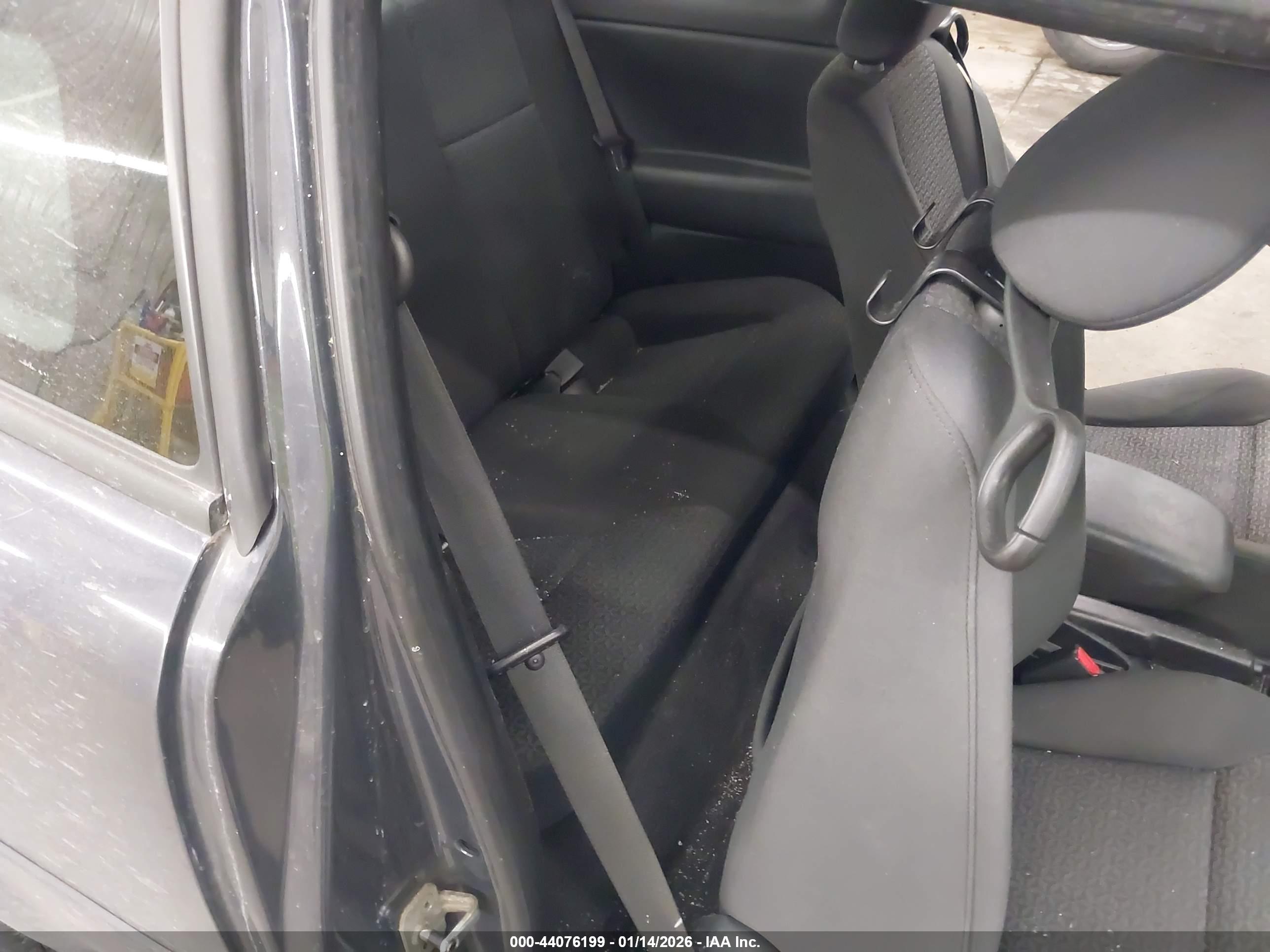 PONTIAC G5 image 8