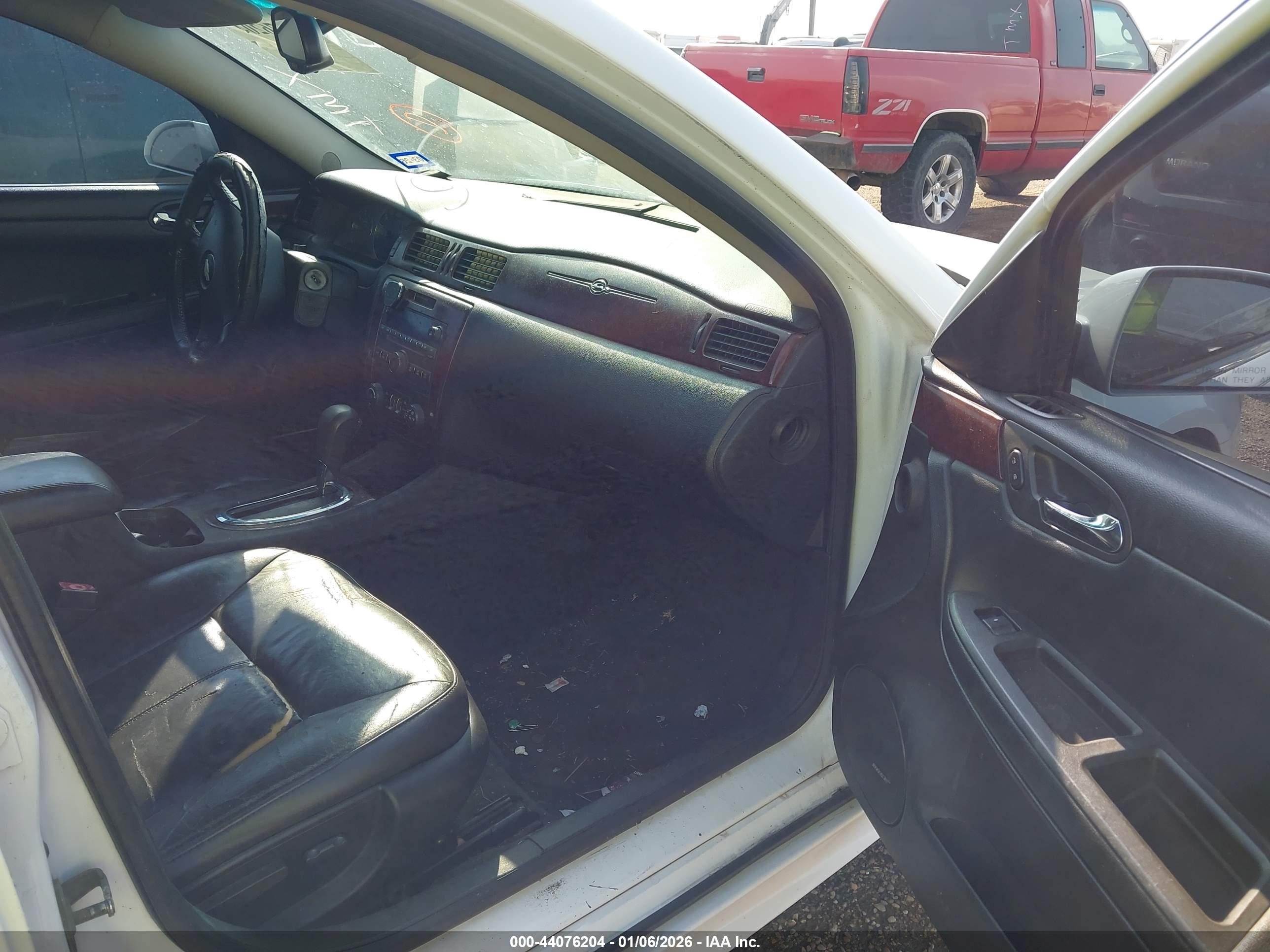 CHEVROLET IMPALA image 5