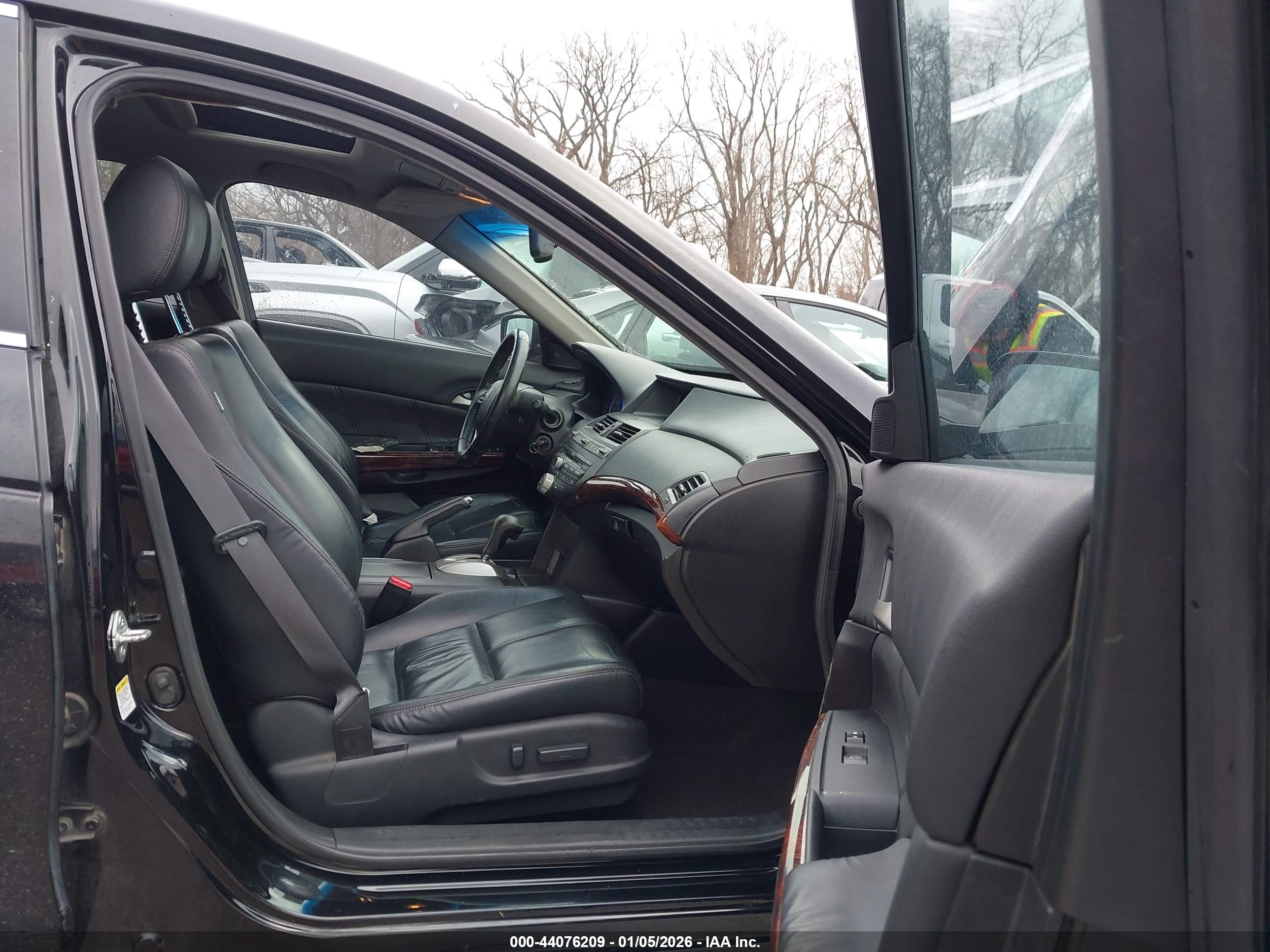HONDA ACCORD image 5