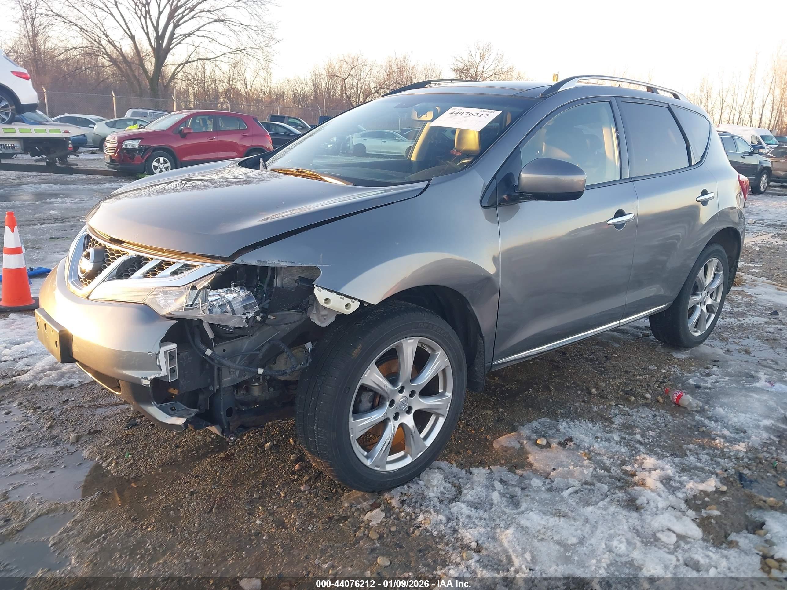 NISSAN MURANO image 2