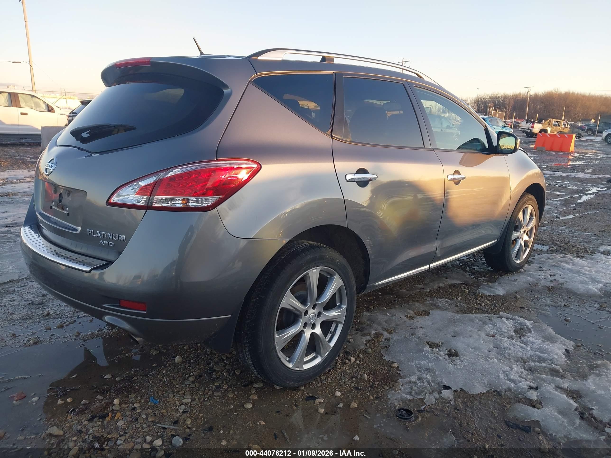 NISSAN MURANO image 4