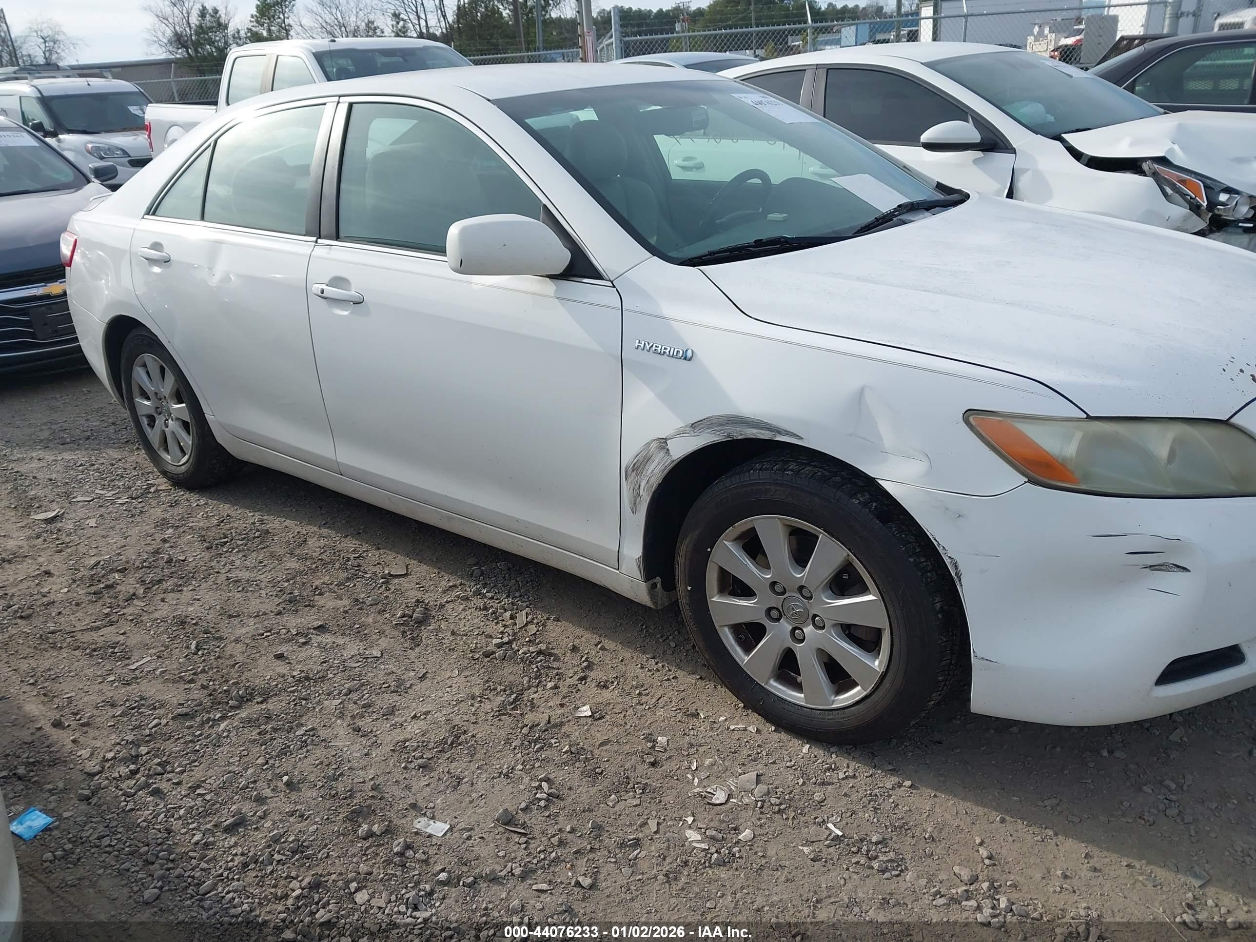 TOYOTA CAMRY image 6