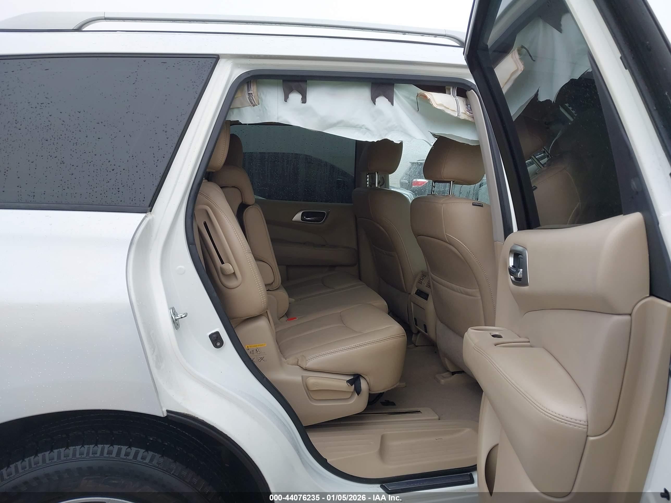 NISSAN PATHFINDER image 8