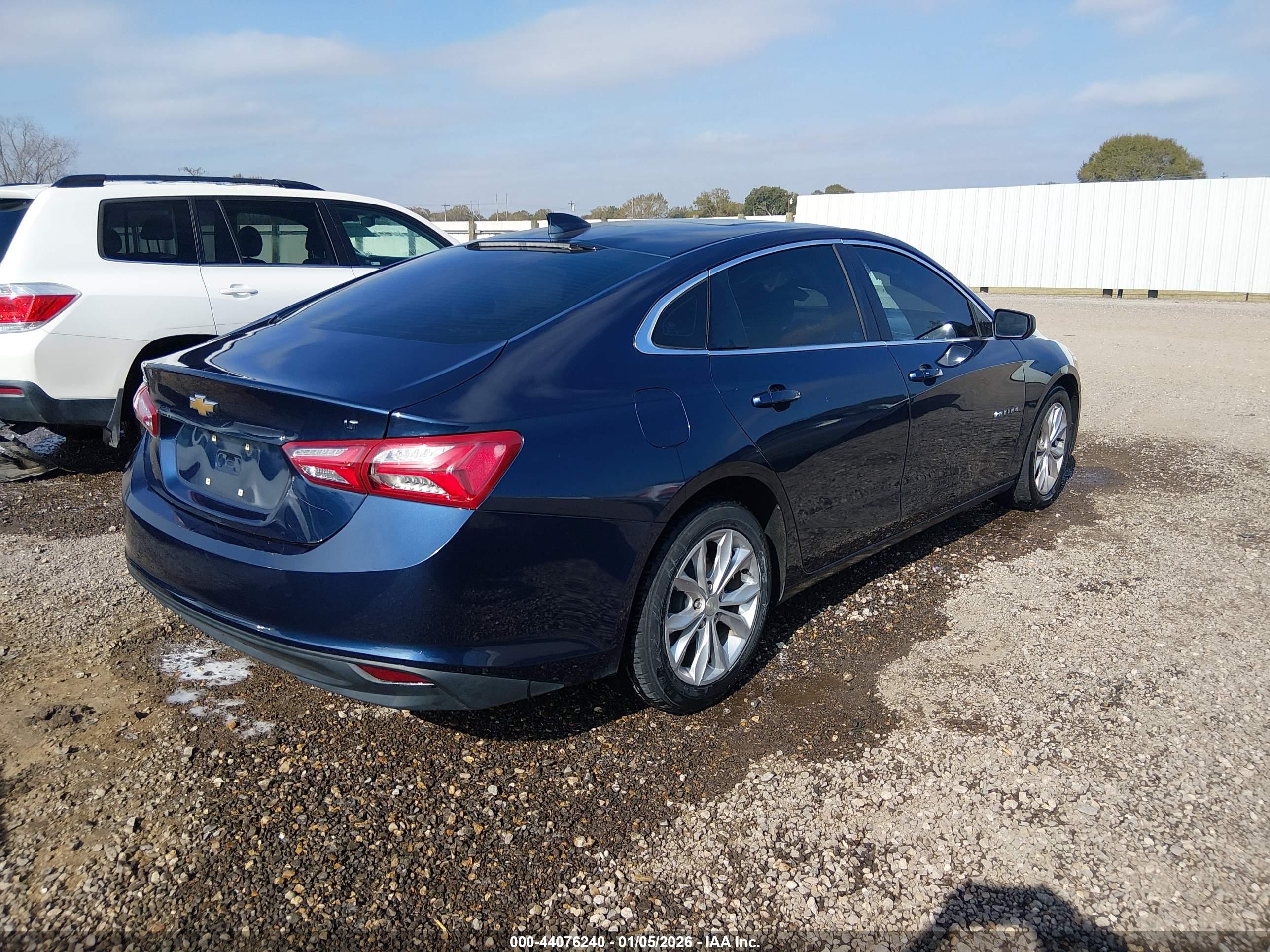 CHEVROLET MALIBU image 4