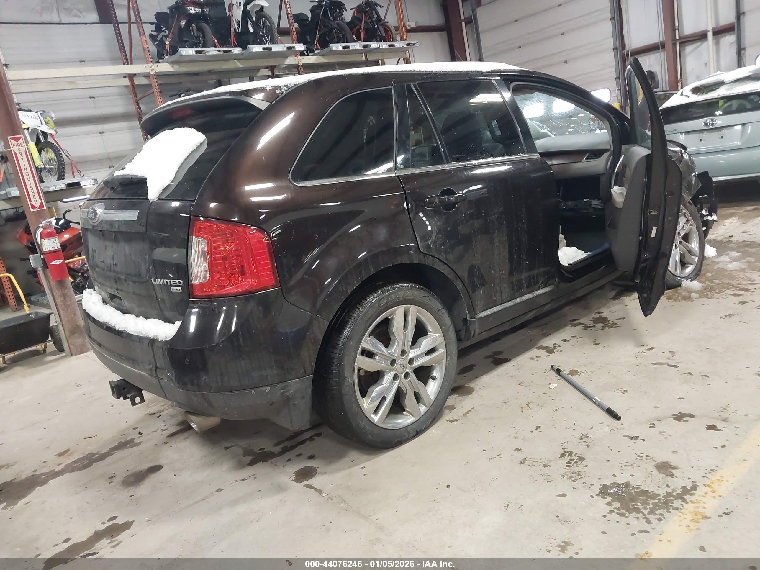 FORD EDGE image 4