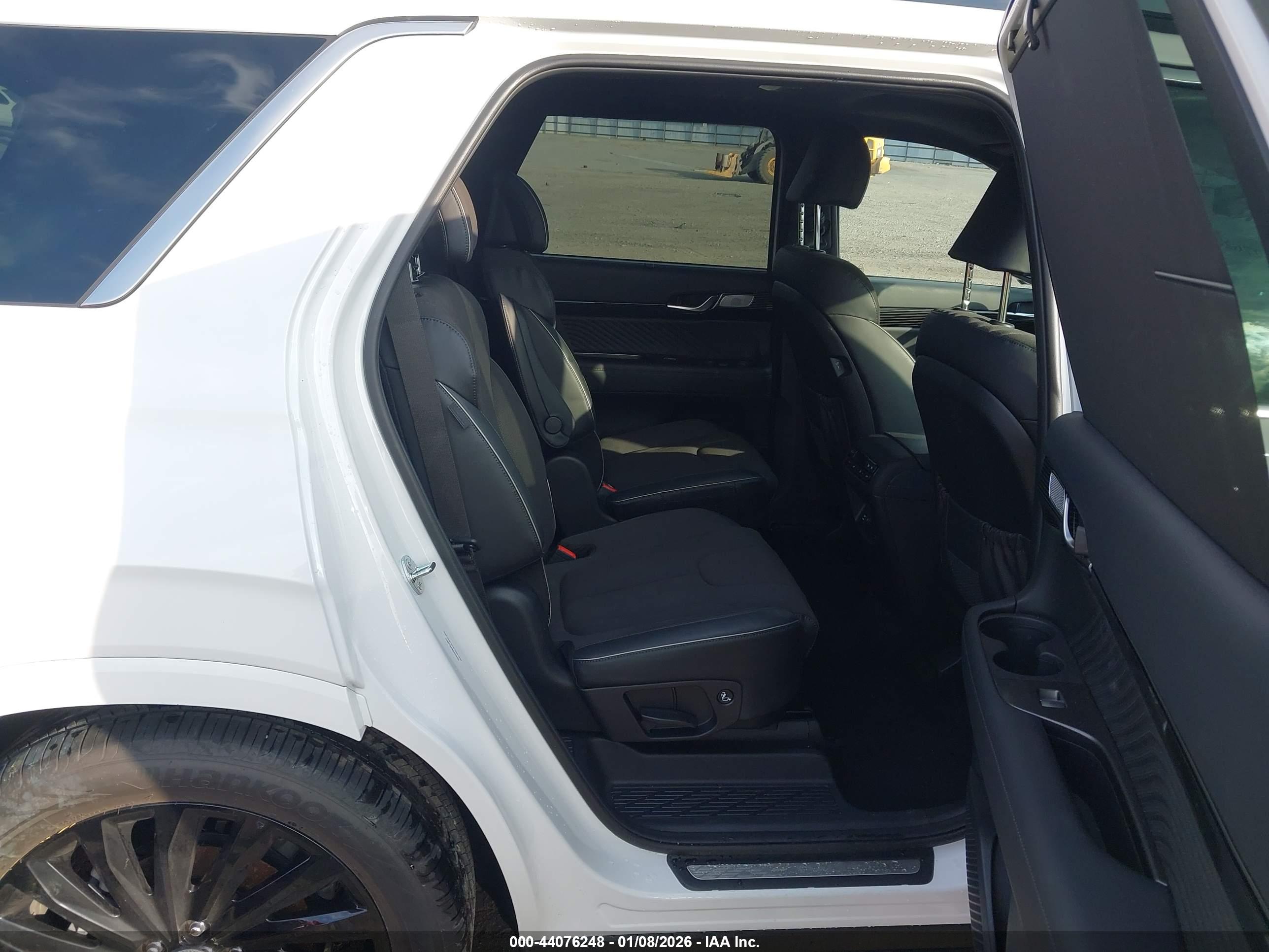 HYUNDAI PALISADE image 8