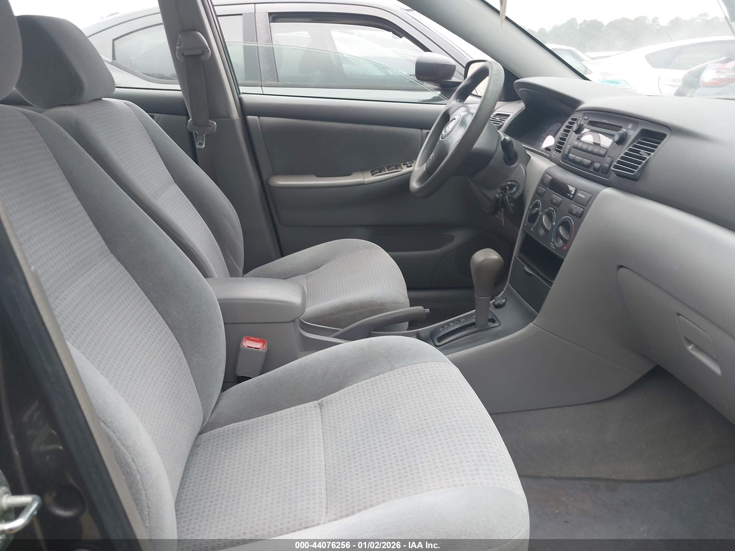 TOYOTA COROLLA image 5