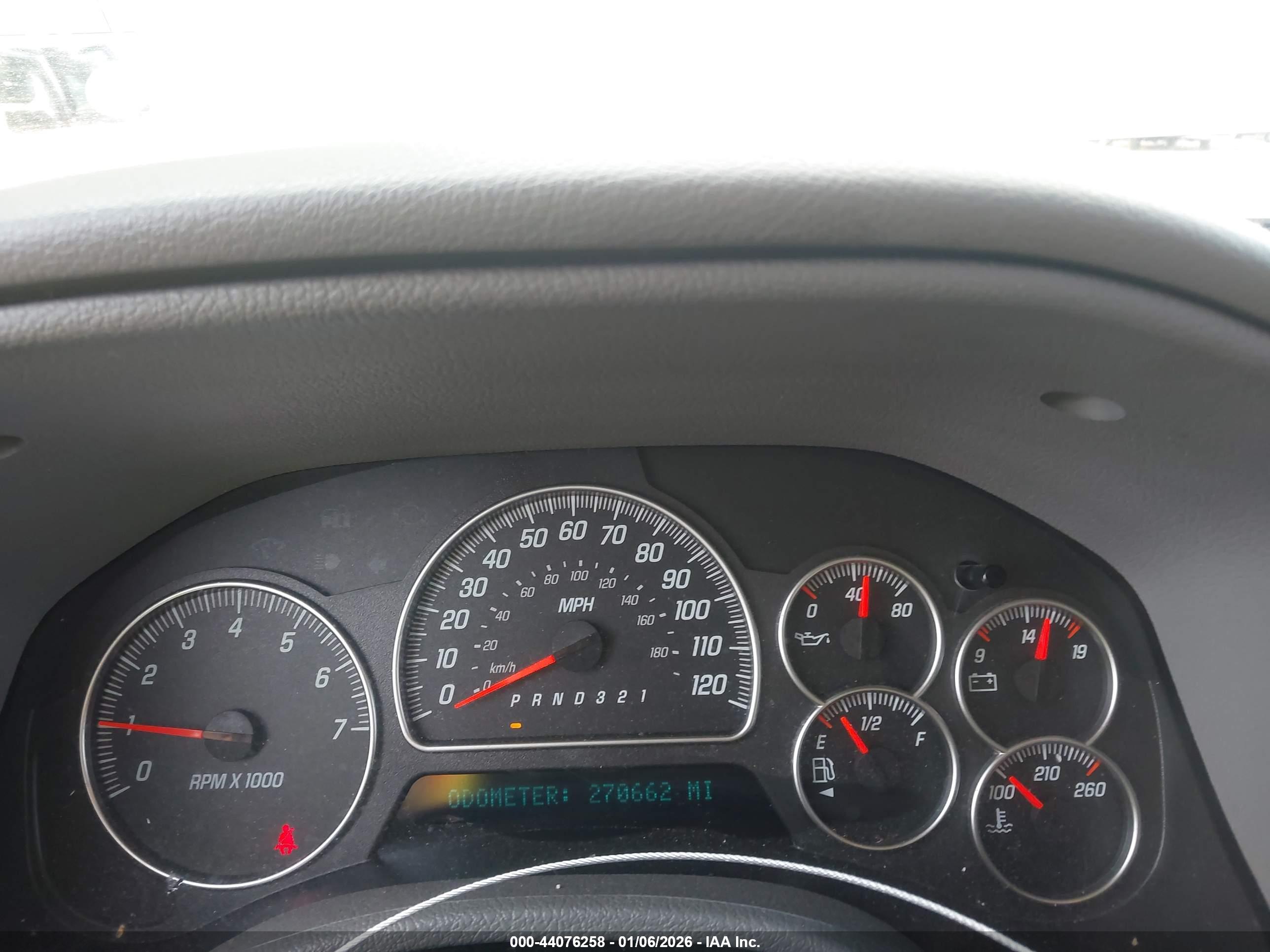 GMC ENVOY image 7