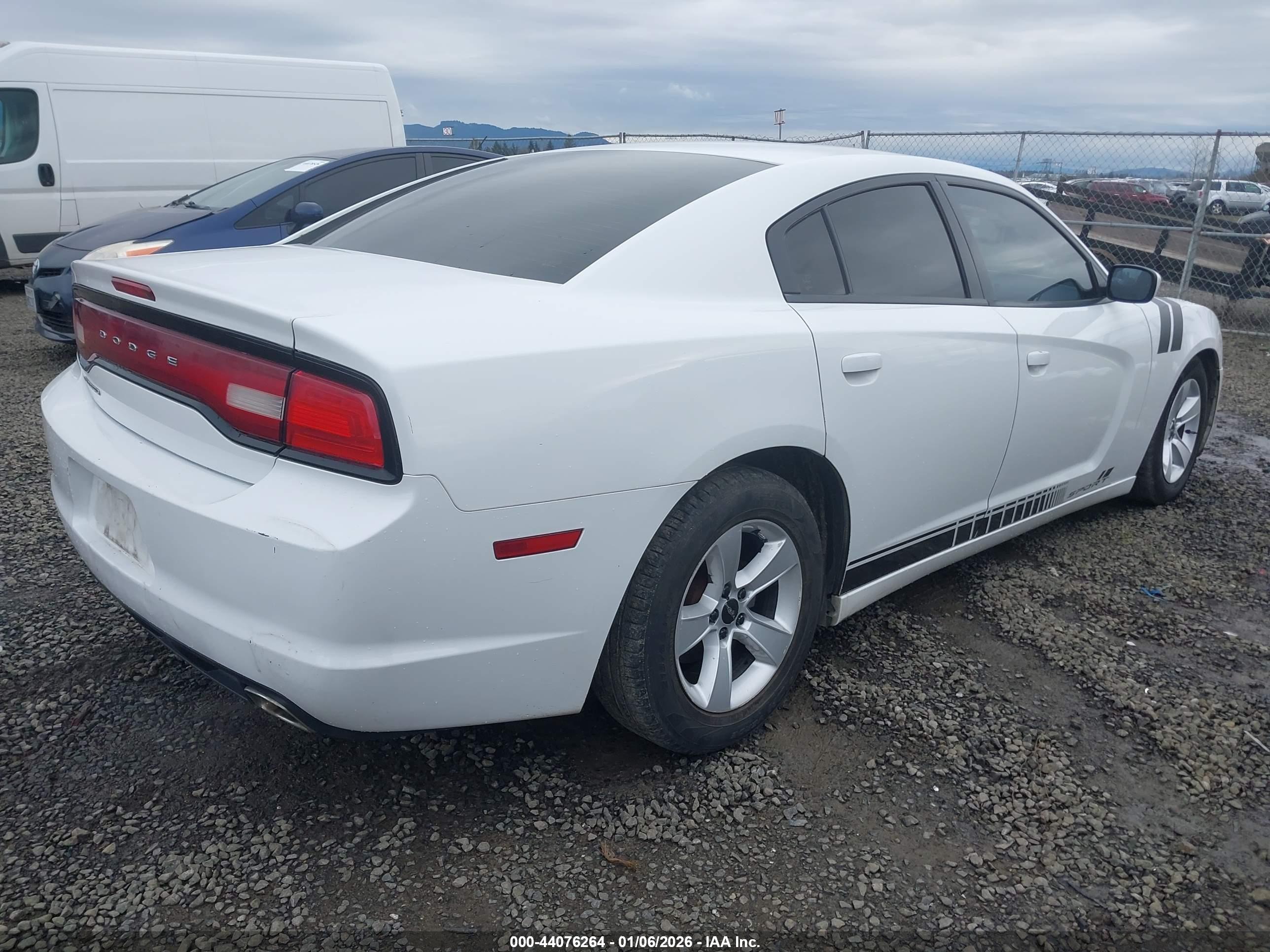 DODGE CHARGER image 4