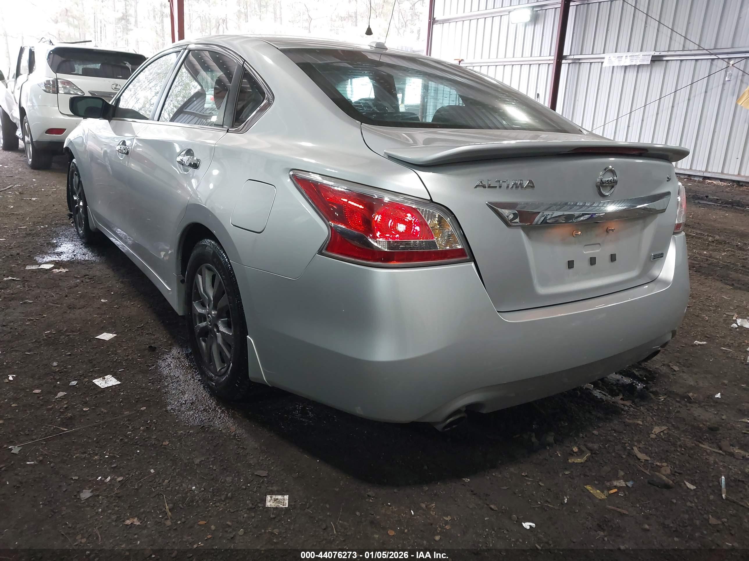 NISSAN ALTIMA image 3