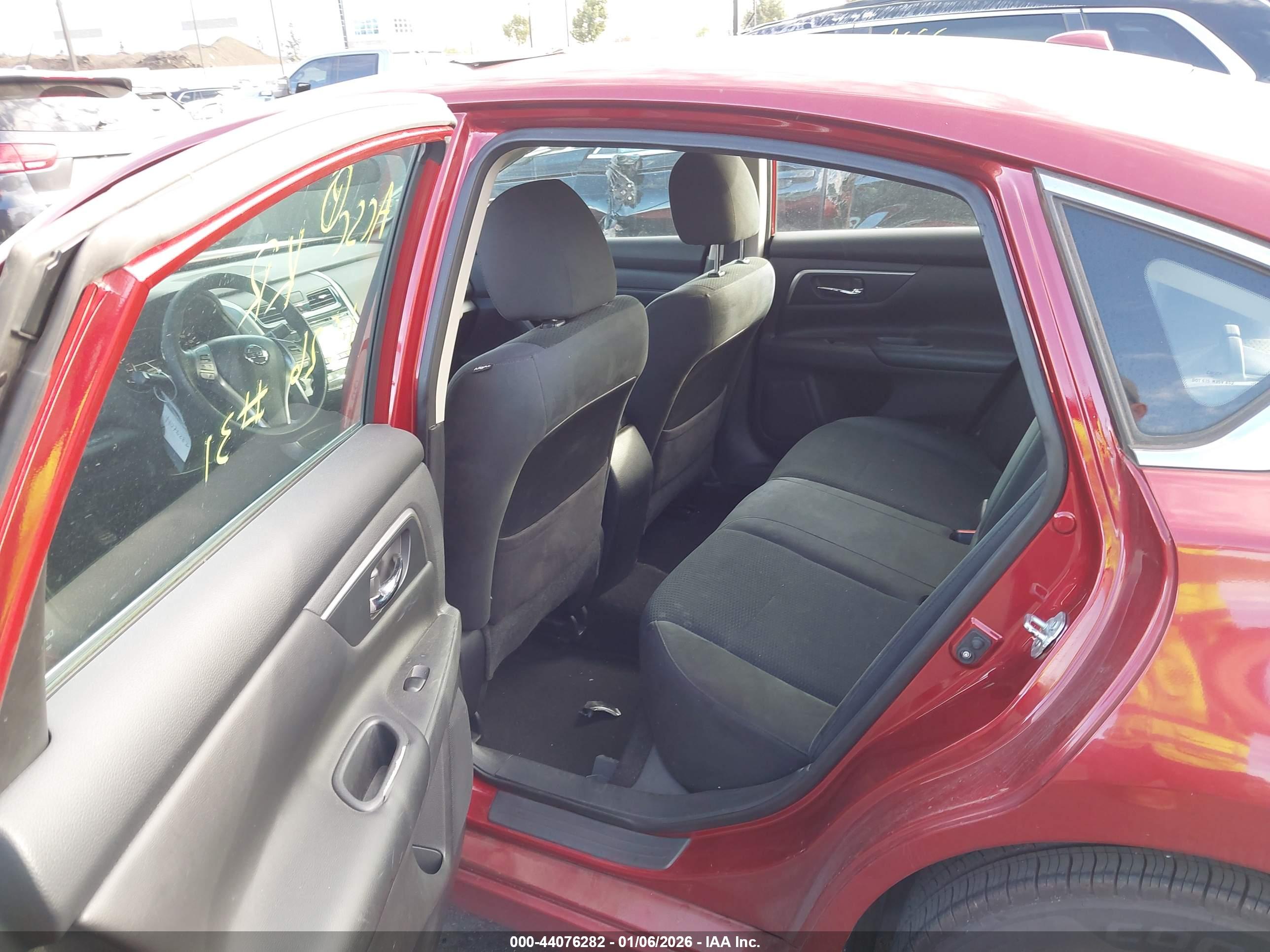 NISSAN ALTIMA image 8