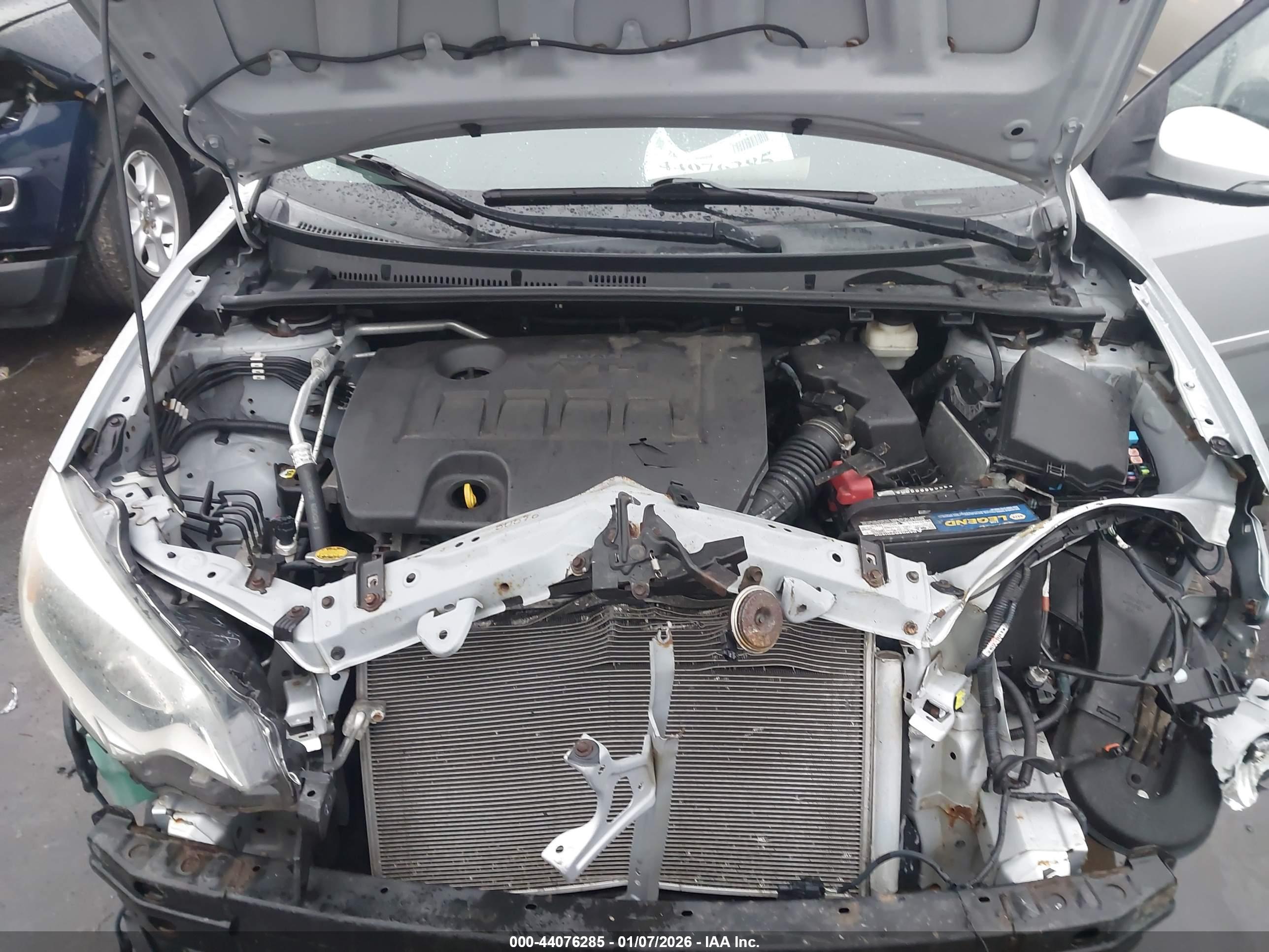 TOYOTA COROLLA image 10