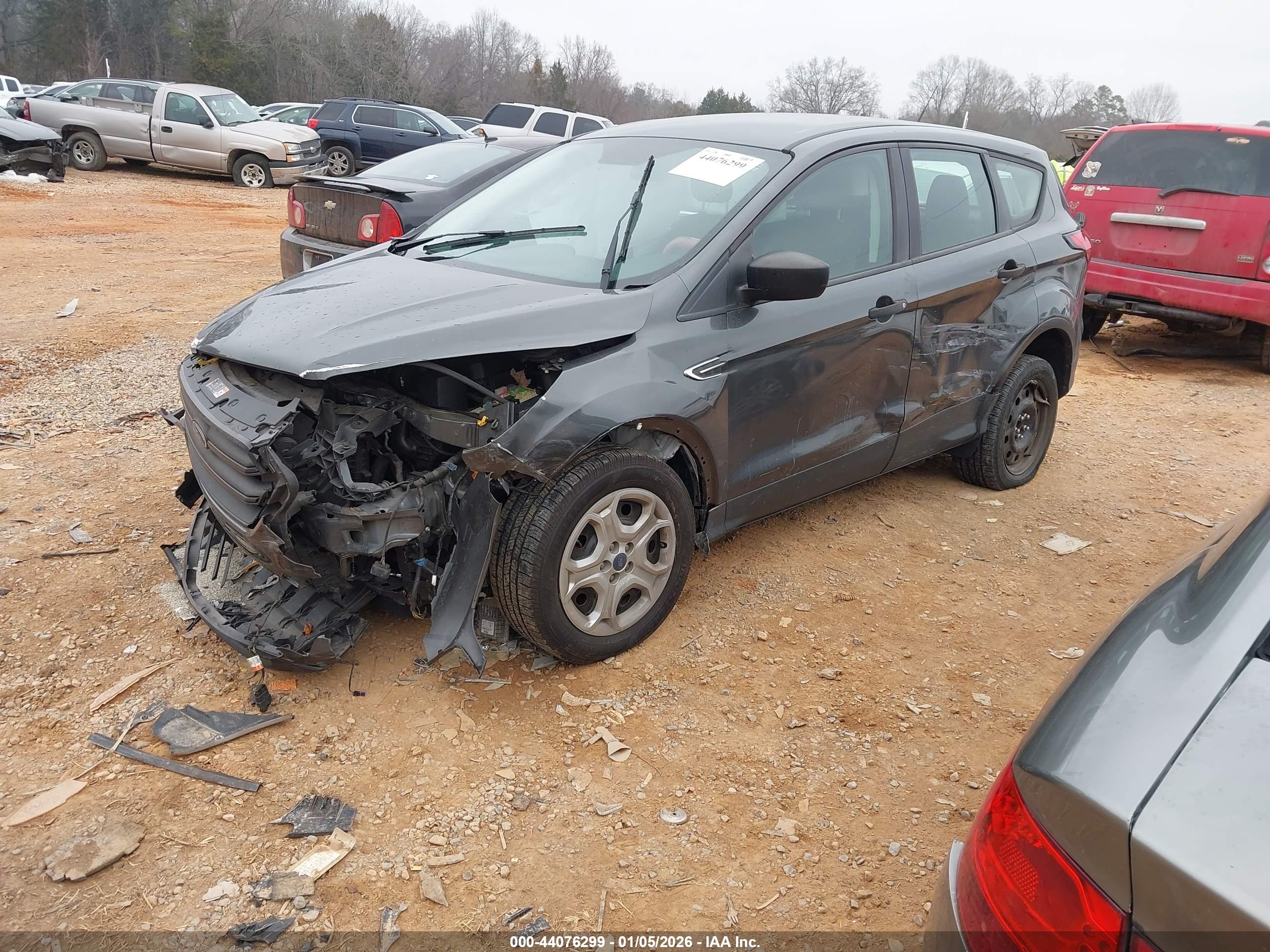 FORD ESCAPE image 2