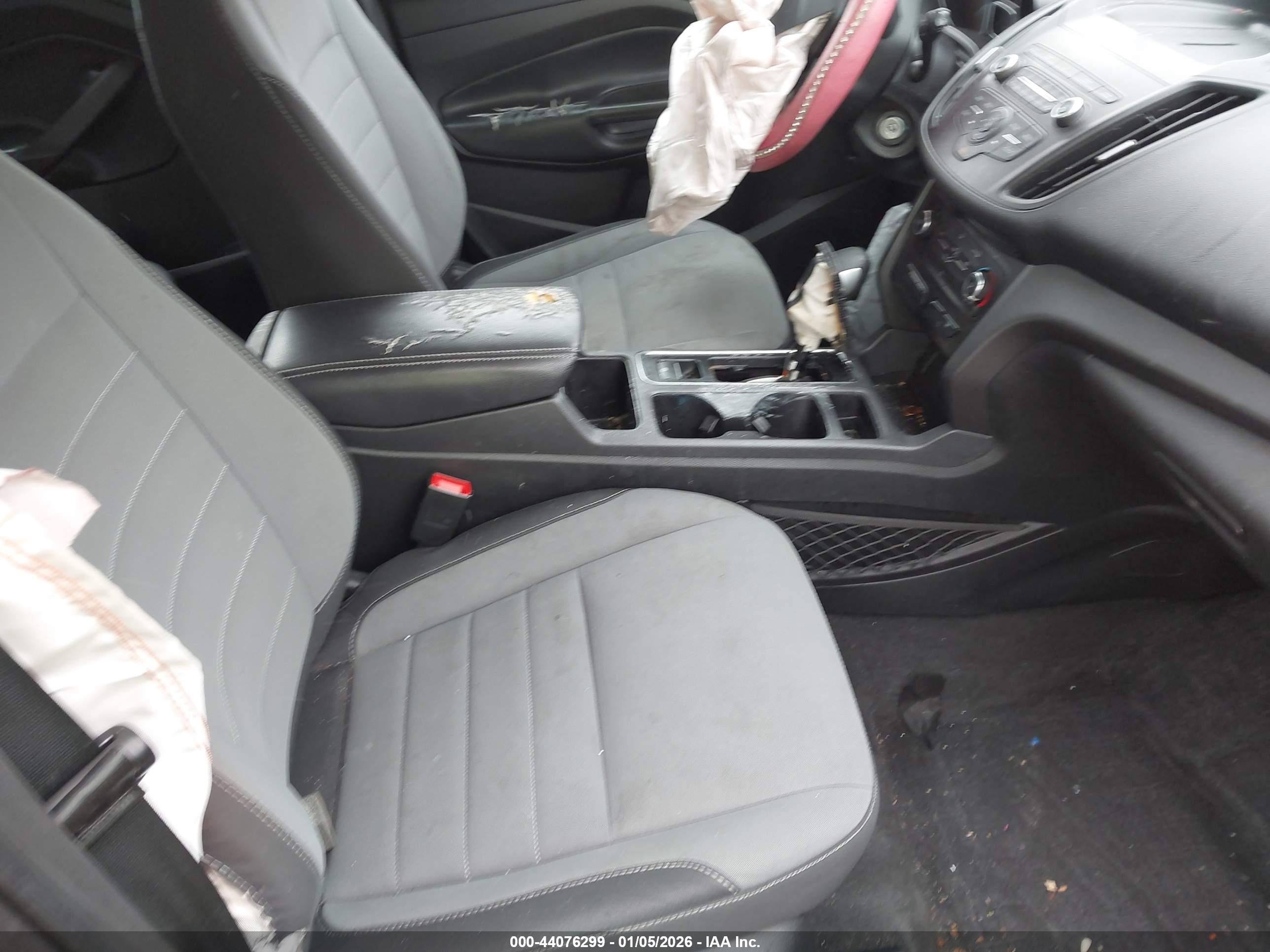 FORD ESCAPE image 5