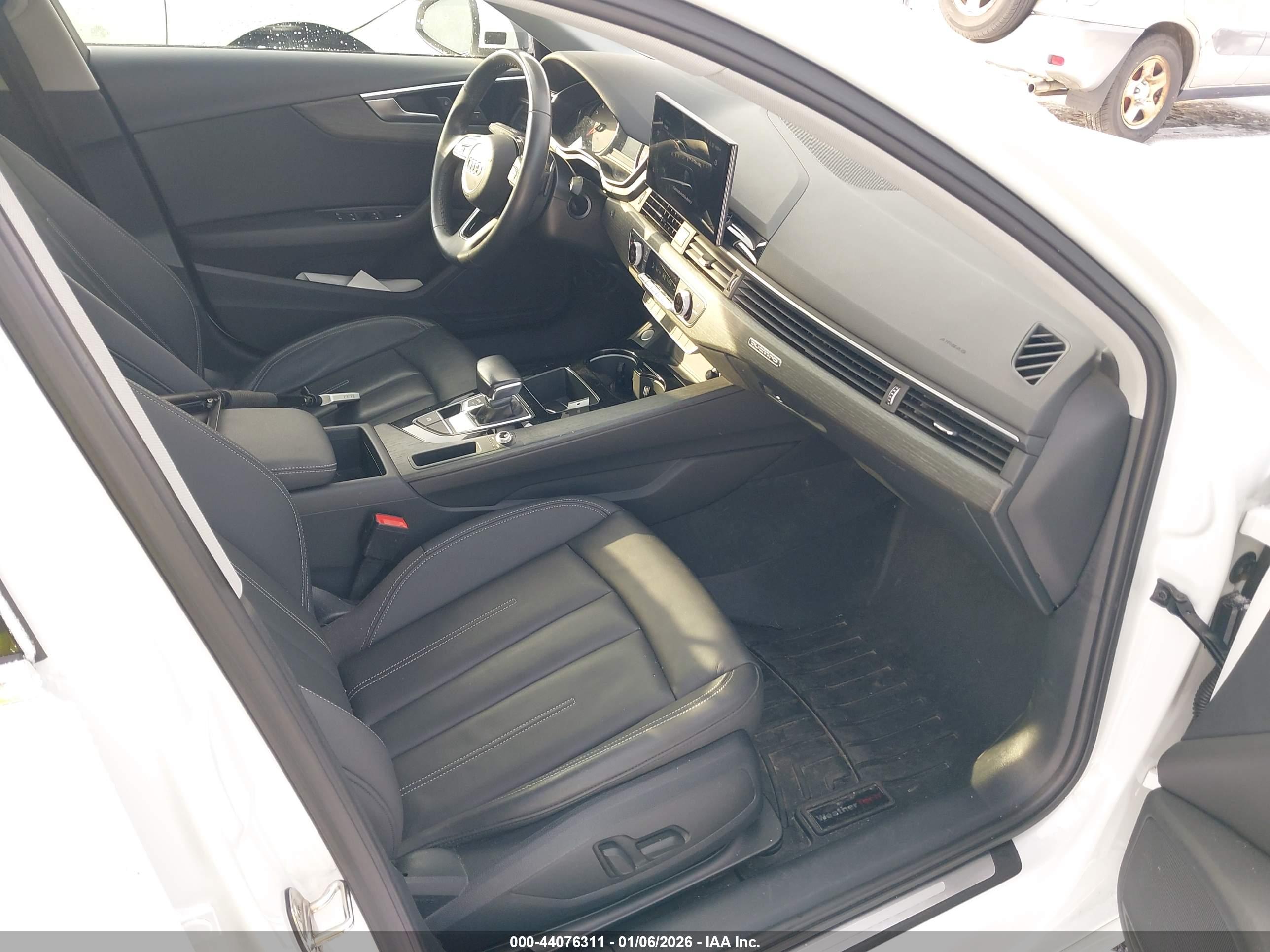 AUDI A4 image 5