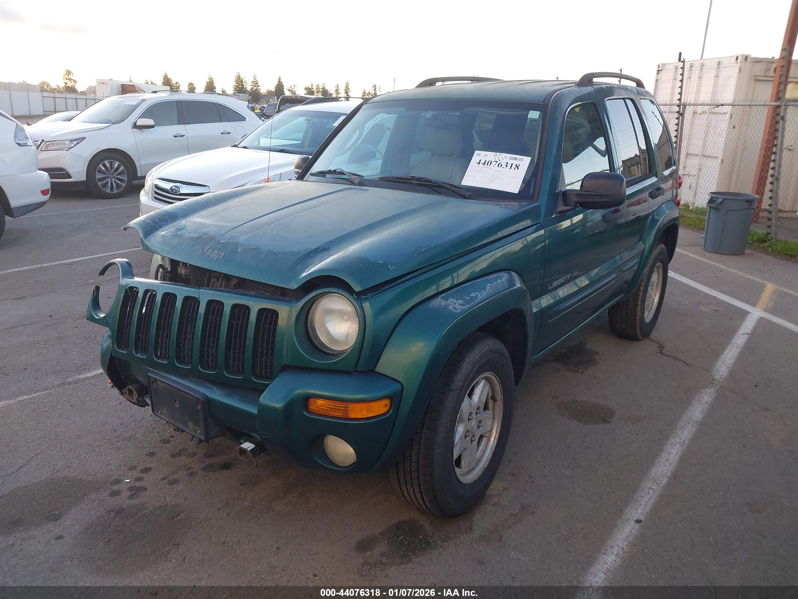 JEEP LIBERTY image 2