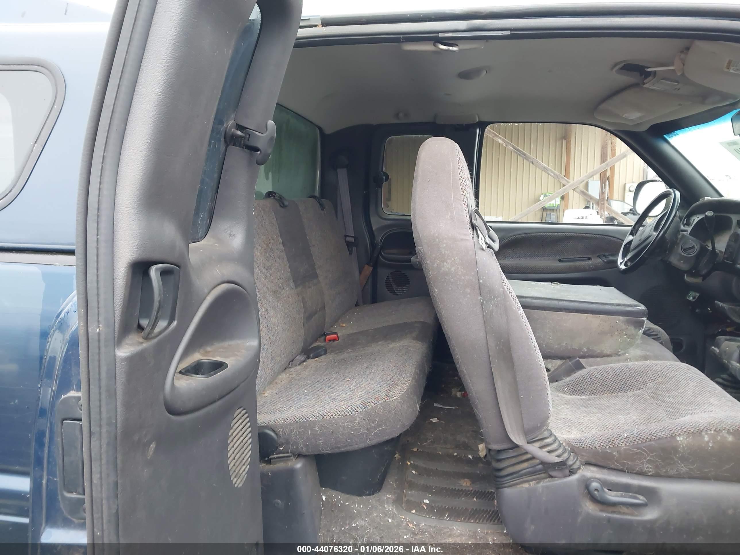 DODGE RAM image 8